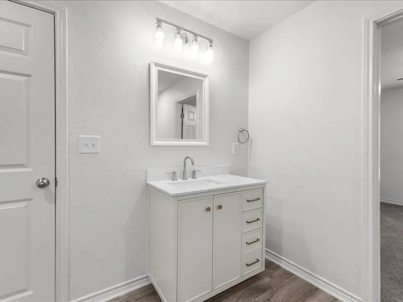 Single Family Residence For Sale in Tarrant County , 708 Race Street, Crowley, Texas 76036, 5 Bedroom, 3 Bathroom, Garage spaces, 1,358 Sqft, built in 1955, mls#21341662, Real Estate Agent in Crowley, Homes For Sale in Tarrant county, Homes For Sale in Crowley, Realtor in Crowley Texas, Real Estate Brokerage Independent Realty Texas, Luminita Cordes Realtor