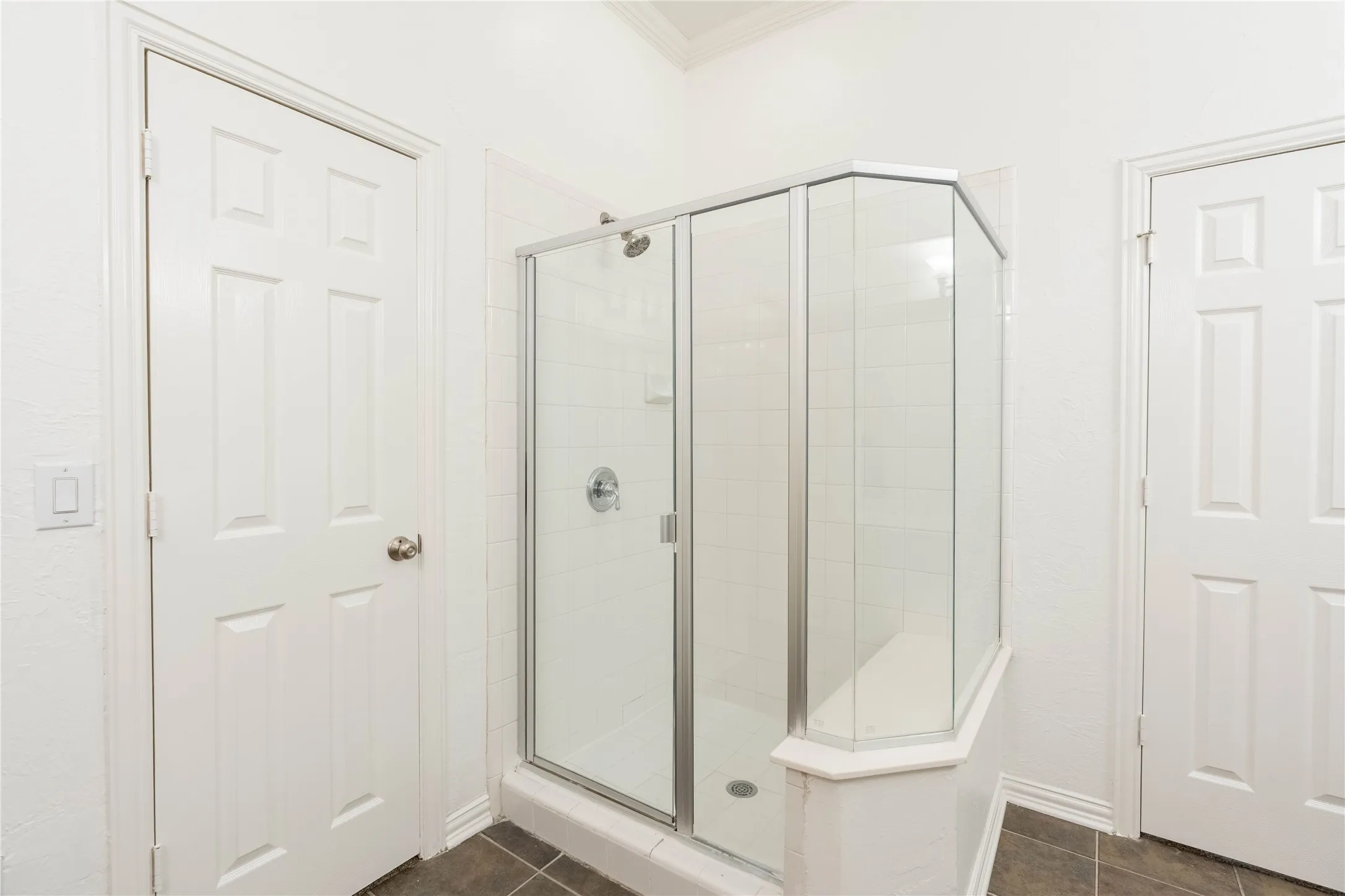 Single Family Residence For Rent in Denton County , 3731 Charter Drive, Frisco, Texas 75034, 4 Bedroom, 3 Bathroom, 2 Garage spaces, 3,301 Sqft, built in 1999, mls#21341663, Real Estate Agent in Frisco, Homes For Rent in Denton county, Homes For Rent in Frisco, Realtor in Frisco Texas, Real Estate Brokerage Independent Realty Texas, Luminita Cordes Realtor