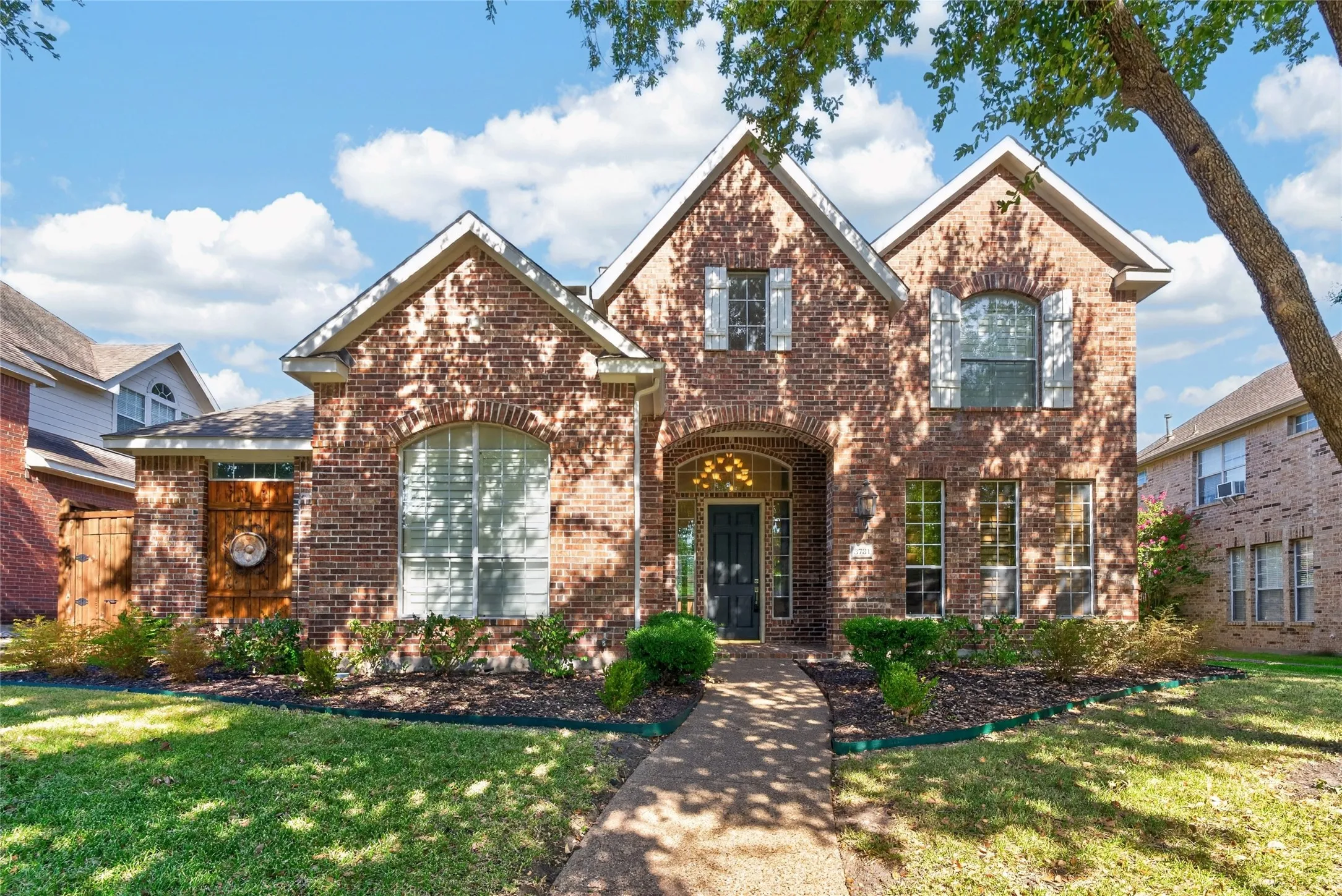 Single Family Residence For Rent in Denton County , 3731 Charter Drive, Frisco, Texas 75034, 4 Bedroom, 3 Bathroom, 2 Garage spaces, 3,301 Sqft, built in 1999, mls#21341663, Real Estate Agent in Frisco, Homes For Rent in Denton county, Homes For Rent in Frisco, Realtor in Frisco Texas, Real Estate Brokerage Independent Realty Texas, Luminita Cordes Realtor