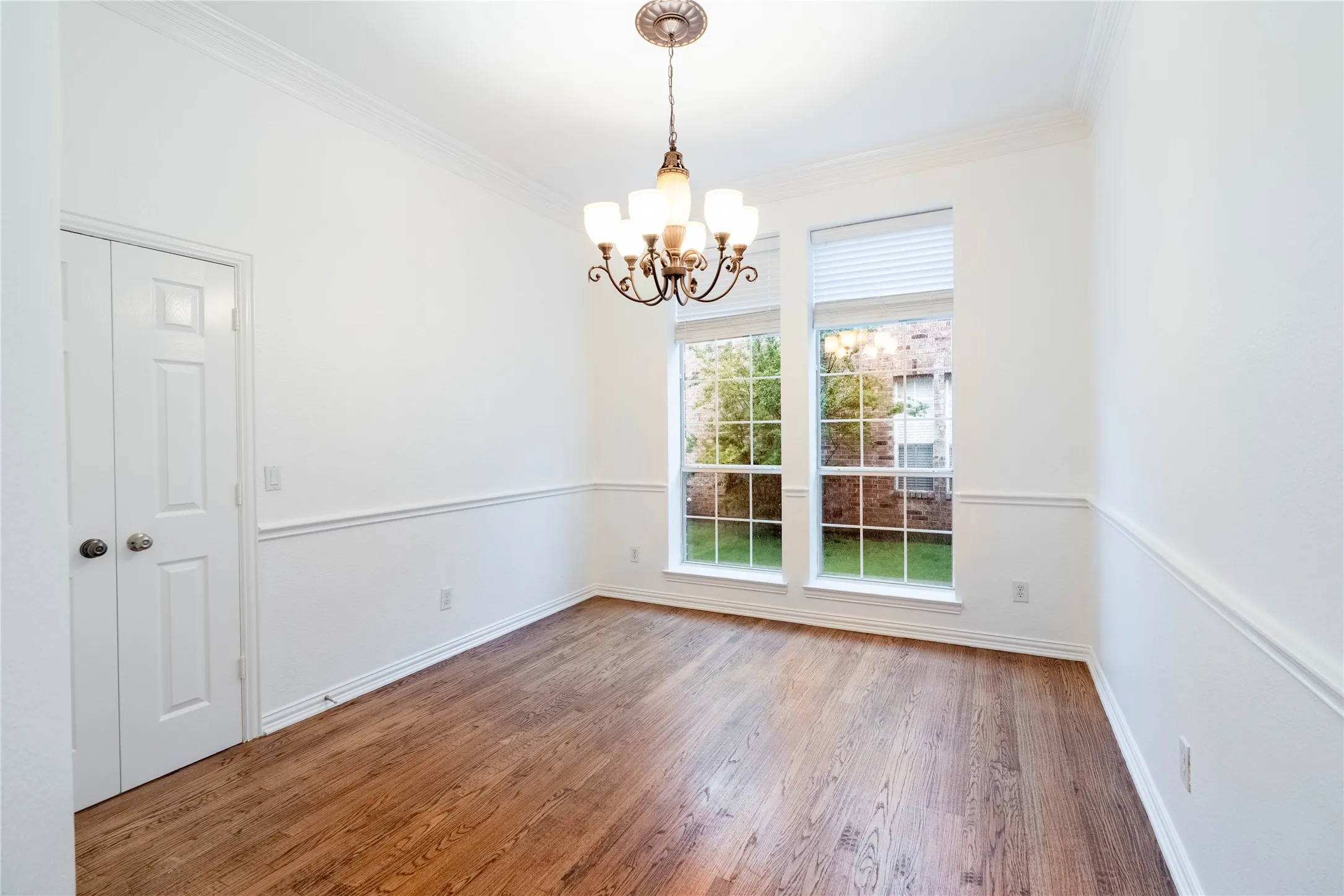 Single Family Residence For Rent in Denton County , 3731 Charter Drive, Frisco, Texas 75034, 4 Bedroom, 3 Bathroom, 2 Garage spaces, 3,301 Sqft, built in 1999, mls#21341663, Real Estate Agent in Frisco, Homes For Rent in Denton county, Homes For Rent in Frisco, Realtor in Frisco Texas, Real Estate Brokerage Independent Realty Texas, Luminita Cordes Realtor