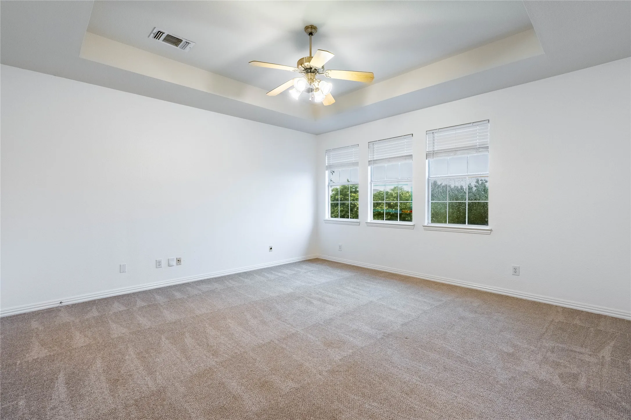 Single Family Residence For Rent in Denton County , 3731 Charter Drive, Frisco, Texas 75034, 4 Bedroom, 3 Bathroom, 2 Garage spaces, 3,301 Sqft, built in 1999, mls#21341663, Real Estate Agent in Frisco, Homes For Rent in Denton county, Homes For Rent in Frisco, Realtor in Frisco Texas, Real Estate Brokerage Independent Realty Texas, Luminita Cordes Realtor