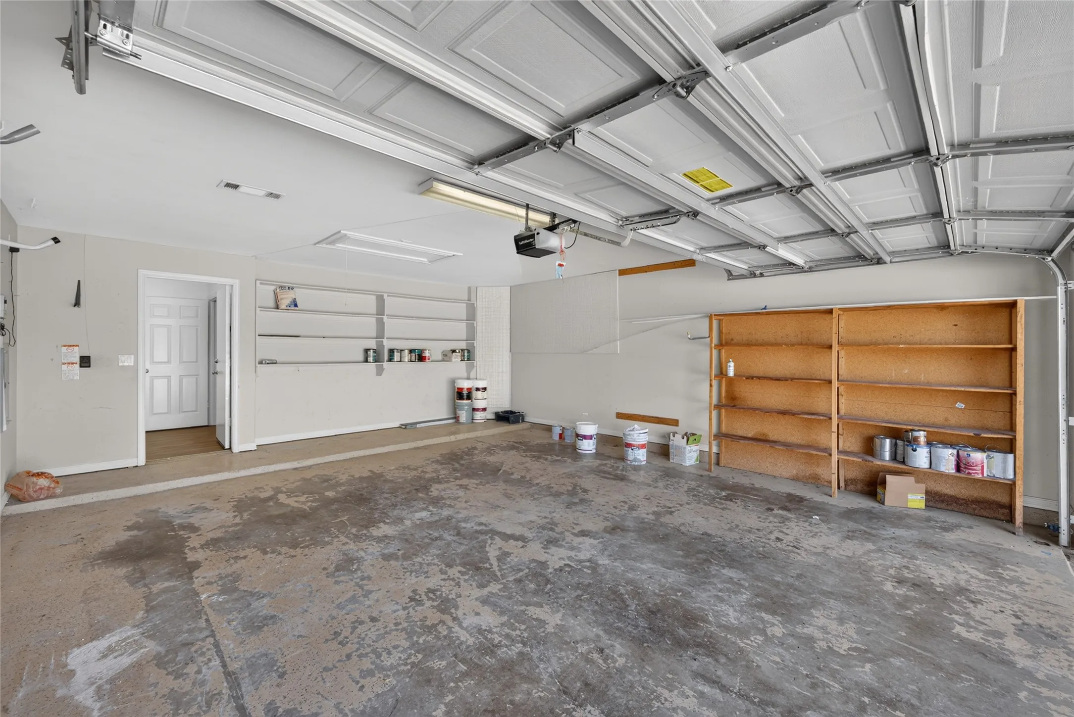 Single Family Residence For Rent in Denton County , 3731 Charter Drive, Frisco, Texas 75034, 4 Bedroom, 3 Bathroom, 2 Garage spaces, 3,301 Sqft, built in 1999, mls#21341663, Real Estate Agent in Frisco, Homes For Rent in Denton county, Homes For Rent in Frisco, Realtor in Frisco Texas, Real Estate Brokerage Independent Realty Texas, Luminita Cordes Realtor