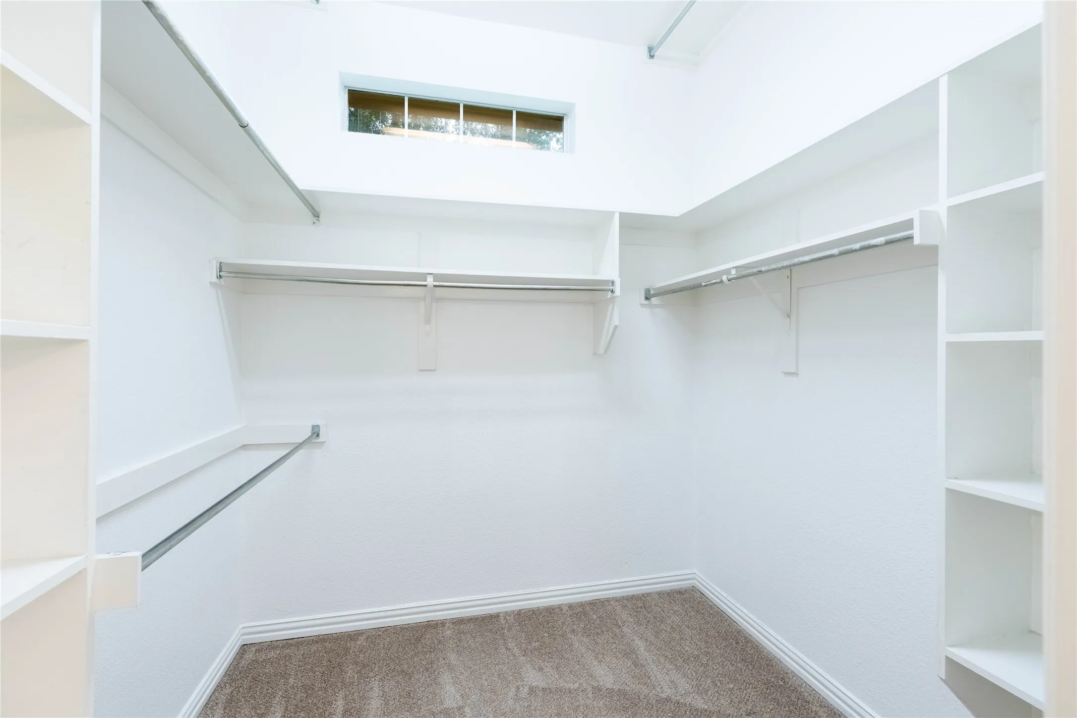 Single Family Residence For Rent in Denton County , 3731 Charter Drive, Frisco, Texas 75034, 4 Bedroom, 3 Bathroom, 2 Garage spaces, 3,301 Sqft, built in 1999, mls#21341663, Real Estate Agent in Frisco, Homes For Rent in Denton county, Homes For Rent in Frisco, Realtor in Frisco Texas, Real Estate Brokerage Independent Realty Texas, Luminita Cordes Realtor