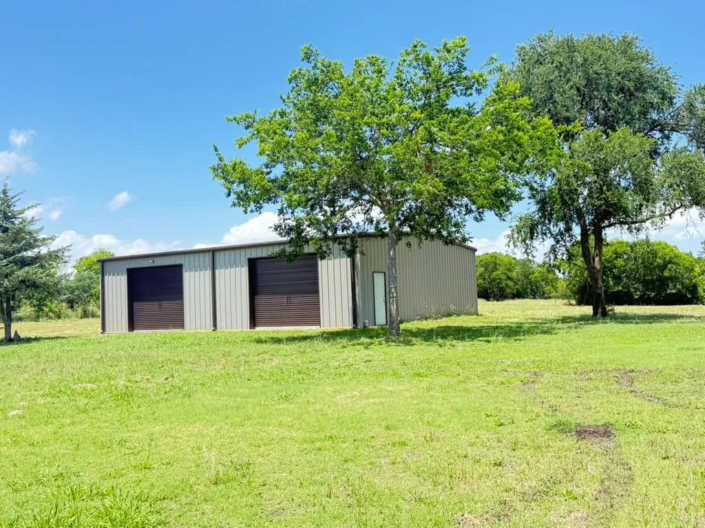 Ranch For Sale in Collin County , 2621 Fm 1827, Mc Kinney, Texas 75071, 0, 0, Garage spaces, 0 Sqft, built in 2015, mls#21297336, Real Estate Agent in Mc Kinney, Homes For Sale in Collin county, Homes For Sale in Mc Kinney, Realtor in Mc Kinney Texas, Real Estate Brokerage Independent Realty Texas, Luminita Cordes Realtor