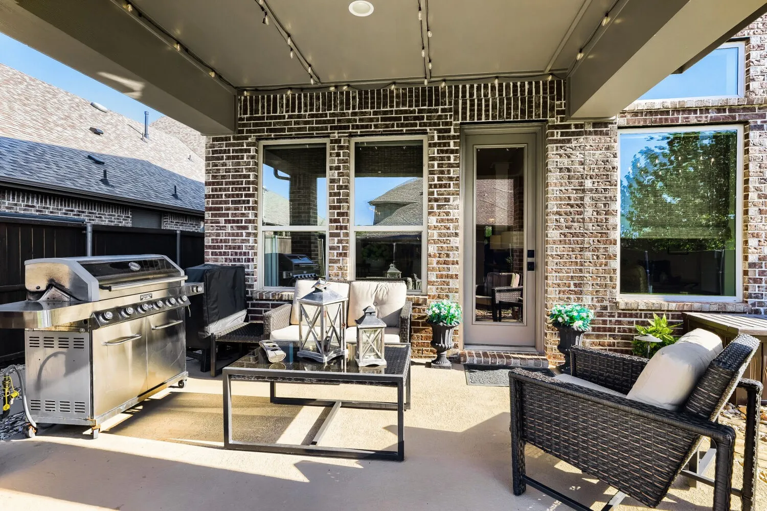 Single Family Residence For Sale in Collin County , 500 Lake Trail Lane, Prosper, Texas 75078, 5 Bedroom, 4 Bathroom, 2 Garage spaces, 3,412 Sqft, built in 2017, mls#21341592, Real Estate Agent in Prosper, Homes For Sale in Collin county, Homes For Sale in Prosper, Realtor in Prosper Texas, Real Estate Brokerage Independent Realty Texas, Luminita Cordes Realtor