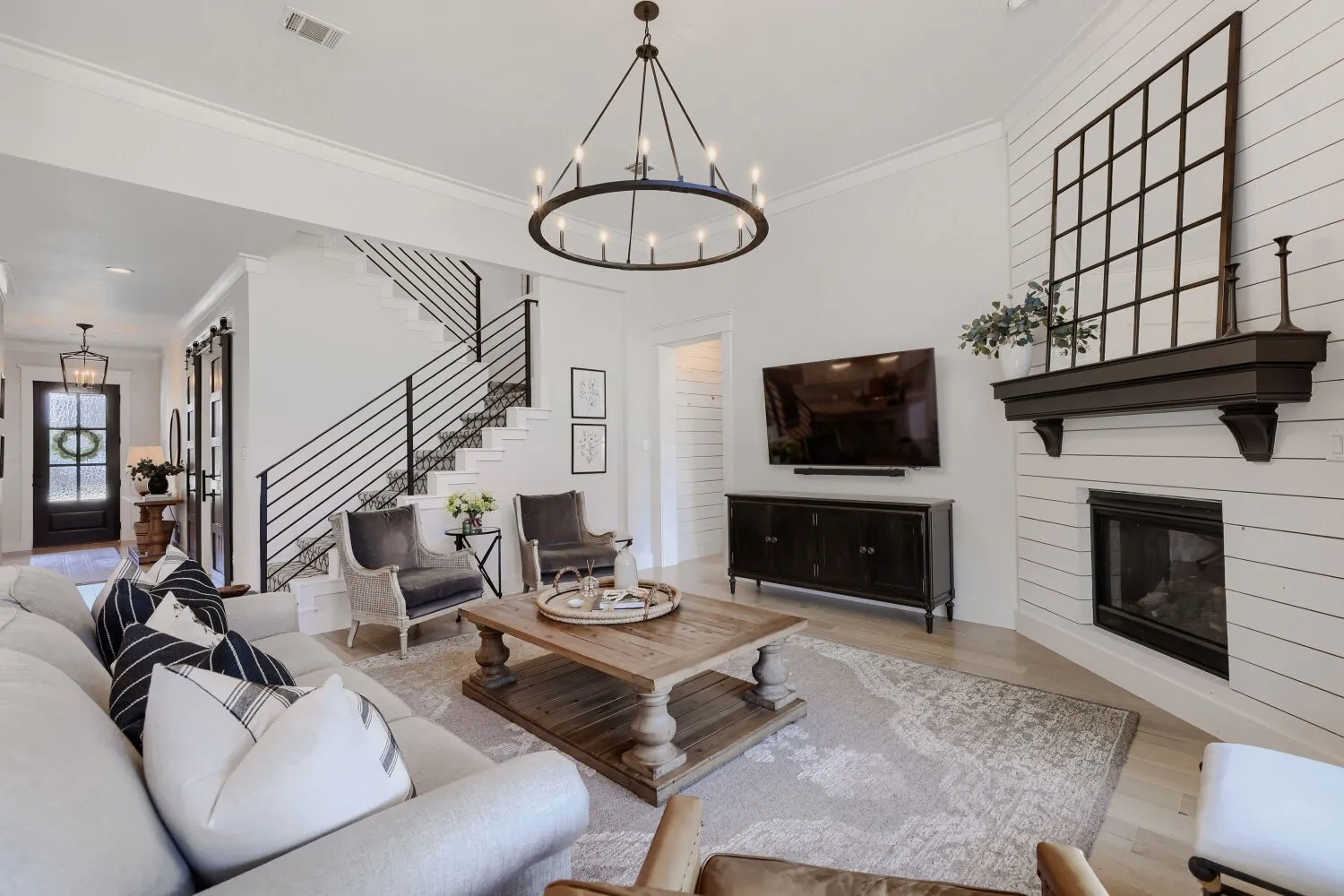 Single Family Residence For Sale in Collin County , 500 Lake Trail Lane, Prosper, Texas 75078, 5 Bedroom, 4 Bathroom, 2 Garage spaces, 3,412 Sqft, built in 2017, mls#21341592, Real Estate Agent in Prosper, Homes For Sale in Collin county, Homes For Sale in Prosper, Realtor in Prosper Texas, Real Estate Brokerage Independent Realty Texas, Luminita Cordes Realtor