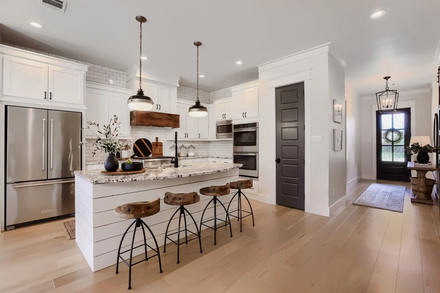 Single Family Residence For Sale in Collin County , 500 Lake Trail Lane, Prosper, Texas 75078, 5 Bedroom, 4 Bathroom, 2 Garage spaces, 3,412 Sqft, built in 2017, mls#21341592, Real Estate Agent in Prosper, Homes For Sale in Collin county, Homes For Sale in Prosper, Realtor in Prosper Texas, Real Estate Brokerage Independent Realty Texas, Luminita Cordes Realtor