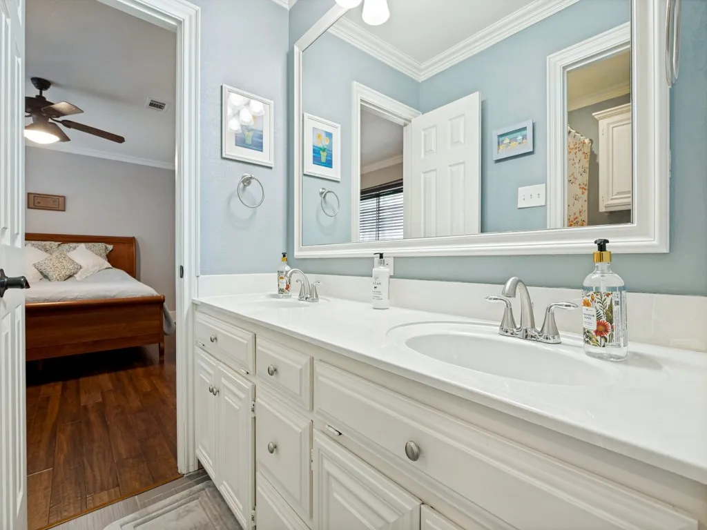 Single Family Residence For Sale in Tarrant County , 2326 Ox Bow Court, Arlington, Texas 76006, 4 Bedroom, 3 Bathroom, 2 Garage spaces, 2,825 Sqft, built in 1989, mls#21341556, Real Estate Agent in Arlington, Homes For Sale in Tarrant county, Homes For Sale in Arlington, Realtor in Arlington Texas, Real Estate Brokerage Independent Realty Texas, Luminita Cordes Realtor