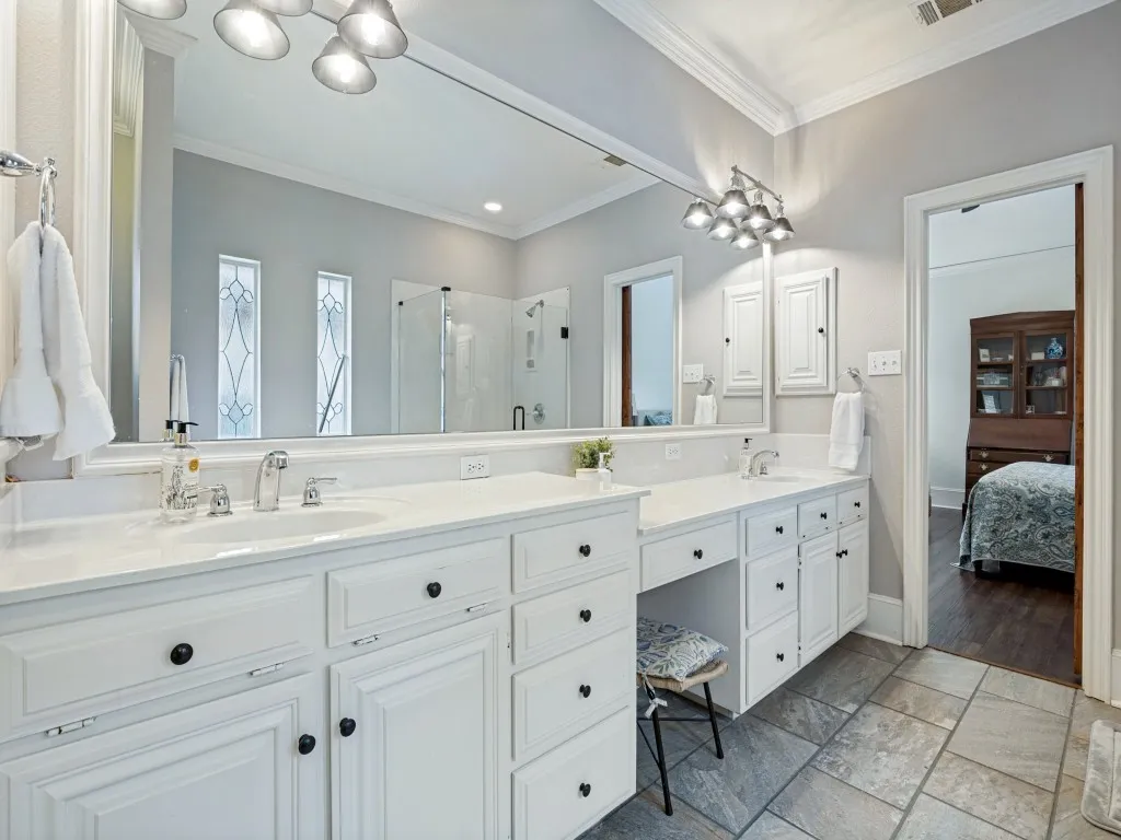 Single Family Residence For Sale in Tarrant County , 2326 Ox Bow Court, Arlington, Texas 76006, 4 Bedroom, 3 Bathroom, 2 Garage spaces, 2,825 Sqft, built in 1989, mls#21341556, Real Estate Agent in Arlington, Homes For Sale in Tarrant county, Homes For Sale in Arlington, Realtor in Arlington Texas, Real Estate Brokerage Independent Realty Texas, Luminita Cordes Realtor