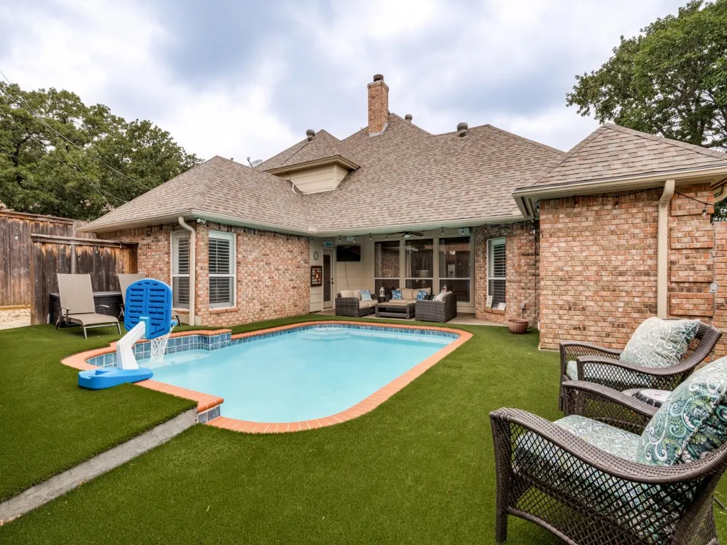 Single Family Residence For Sale in Tarrant County , 2326 Ox Bow Court, Arlington, Texas 76006, 4 Bedroom, 3 Bathroom, 2 Garage spaces, 2,825 Sqft, built in 1989, mls#21341556, Real Estate Agent in Arlington, Homes For Sale in Tarrant county, Homes For Sale in Arlington, Realtor in Arlington Texas, Real Estate Brokerage Independent Realty Texas, Luminita Cordes Realtor