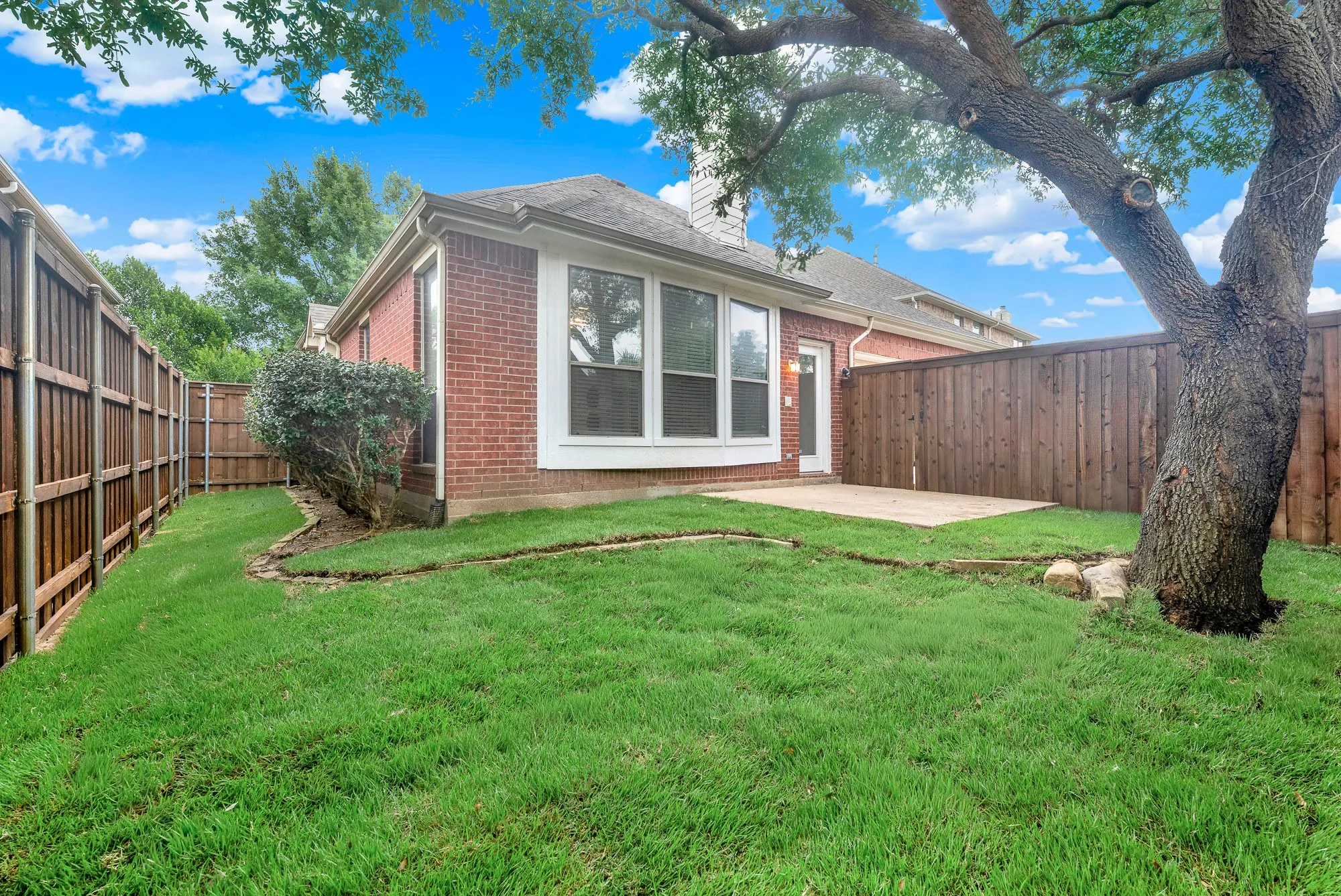 Single Family Residence For Sale in Collin County , 10925 Prescott Drive, Frisco, Texas 75033, 4 Bedroom, 3 Bathroom, 2 Garage spaces, 2,209 Sqft, built in 2004, mls#21311518, Real Estate Agent in Frisco, Homes For Sale in Collin county, Homes For Sale in Frisco, Realtor in Frisco Texas, Real Estate Brokerage Independent Realty Texas, Luminita Cordes Realtor