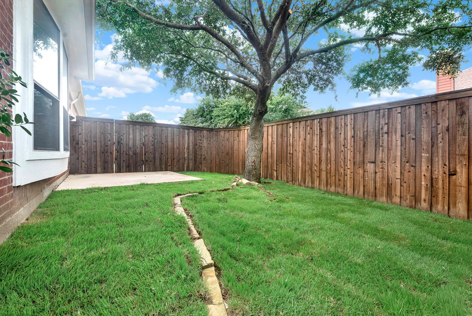 Single Family Residence For Sale in Collin County , 10925 Prescott Drive, Frisco, Texas 75033, 4 Bedroom, 3 Bathroom, 2 Garage spaces, 2,209 Sqft, built in 2004, mls#21311518, Real Estate Agent in Frisco, Homes For Sale in Collin county, Homes For Sale in Frisco, Realtor in Frisco Texas, Real Estate Brokerage Independent Realty Texas, Luminita Cordes Realtor