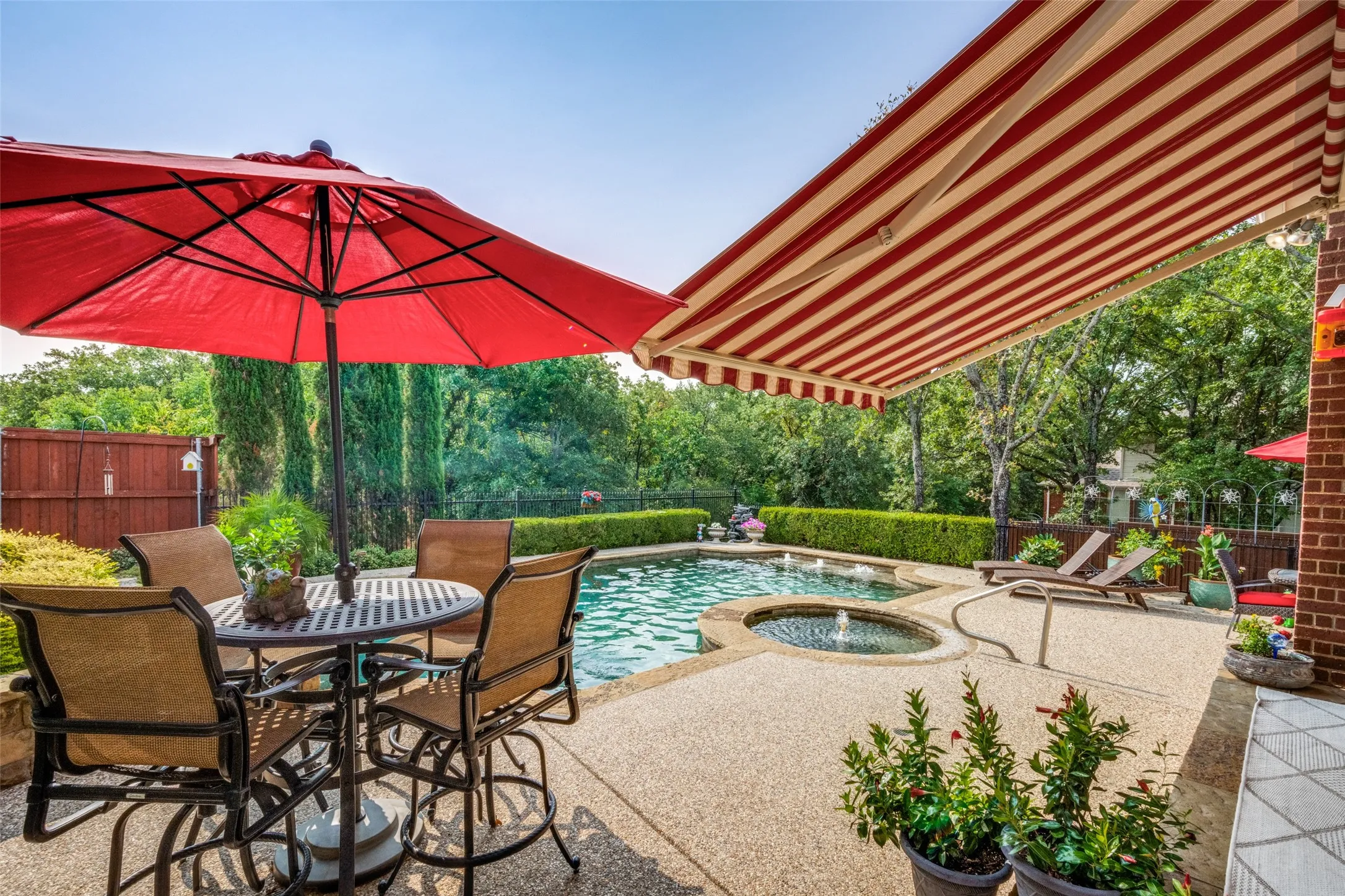 Single Family Residence For Sale in Denton County , 2300 High Pointe Drive, Corinth, Texas 76210, 4 Bedroom, 5 Bathroom, 3 Garage spaces, 3,434 Sqft, built in 2000, Price $695,000, mls#21341586, Real Estate Agent in Corinth, Homes For Sale in Denton county, Homes For Sale in Corinth, Realtor in Corinth Texas, Real Estate Brokerage Independent Realty Texas, Luminita Cordes Realtor