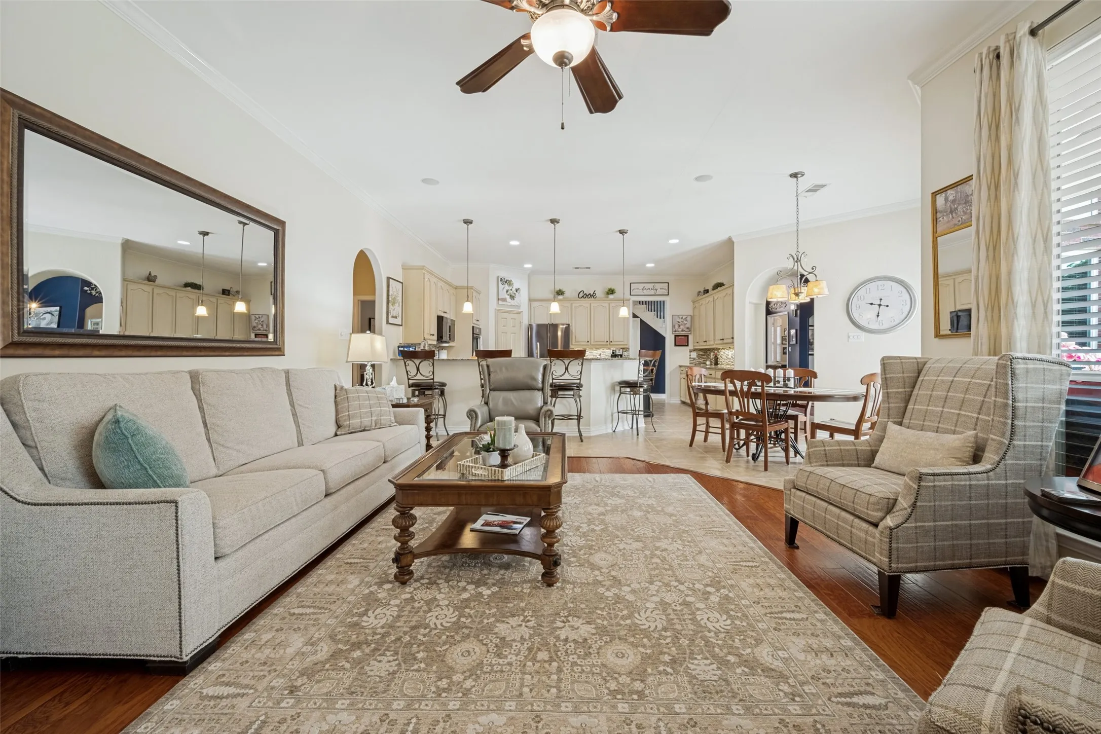 Single Family Residence For Sale in Denton County , 2300 High Pointe Drive, Corinth, Texas 76210, 4 Bedroom, 5 Bathroom, 3 Garage spaces, 3,434 Sqft, built in 2000, Price $695,000, mls#21341586, Real Estate Agent in Corinth, Homes For Sale in Denton county, Homes For Sale in Corinth, Realtor in Corinth Texas, Real Estate Brokerage Independent Realty Texas, Luminita Cordes Realtor