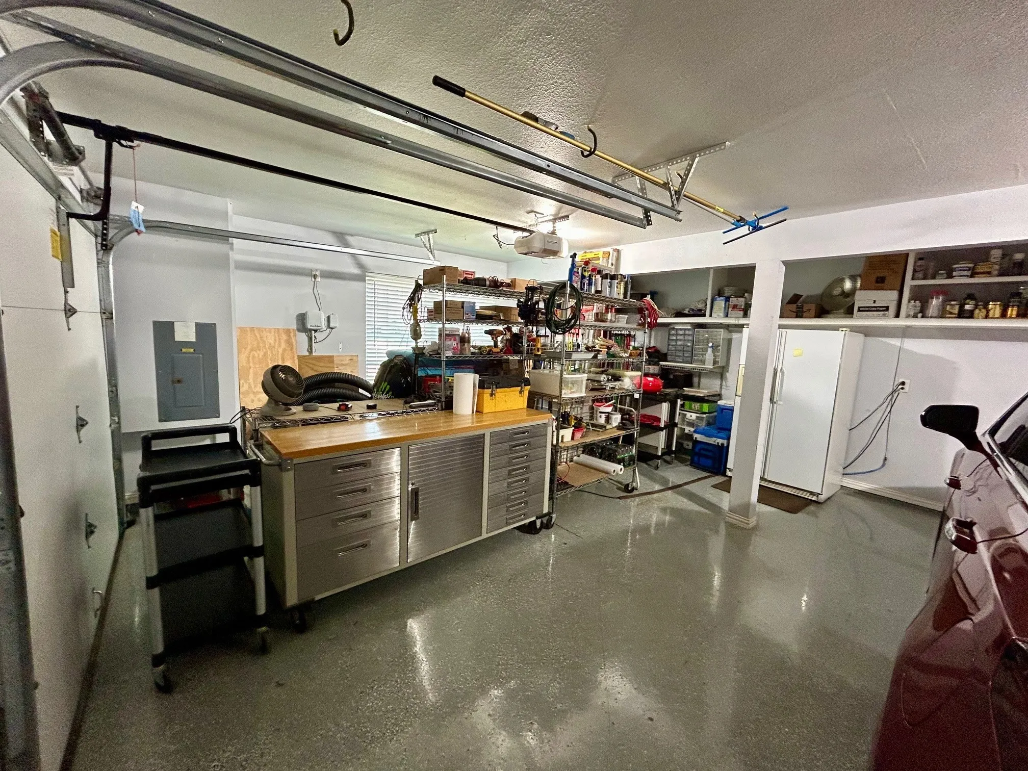 Huge 3 car side entry