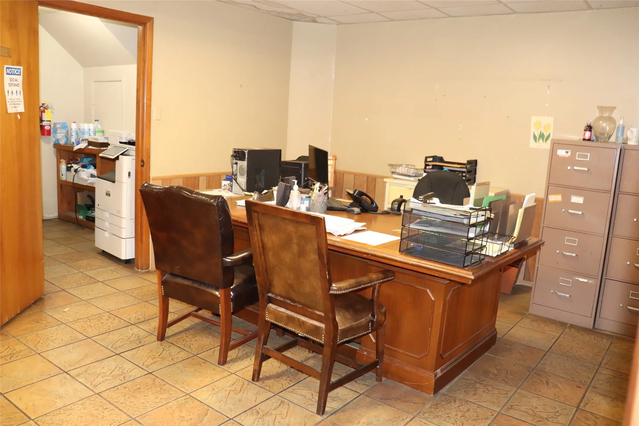 Office For Sale in Johnson County , 2 E Chambers Street, Cleburne, Texas 76031, 0, 0, Garage spaces, 0 Sqft, built in 1906, Price $399,000, mls#21335261, Real Estate Agent in Cleburne, Homes For Sale in Johnson county, Homes For Sale in Cleburne, Realtor in Cleburne Texas, Real Estate Brokerage Independent Realty Texas, Luminita Cordes Realtor