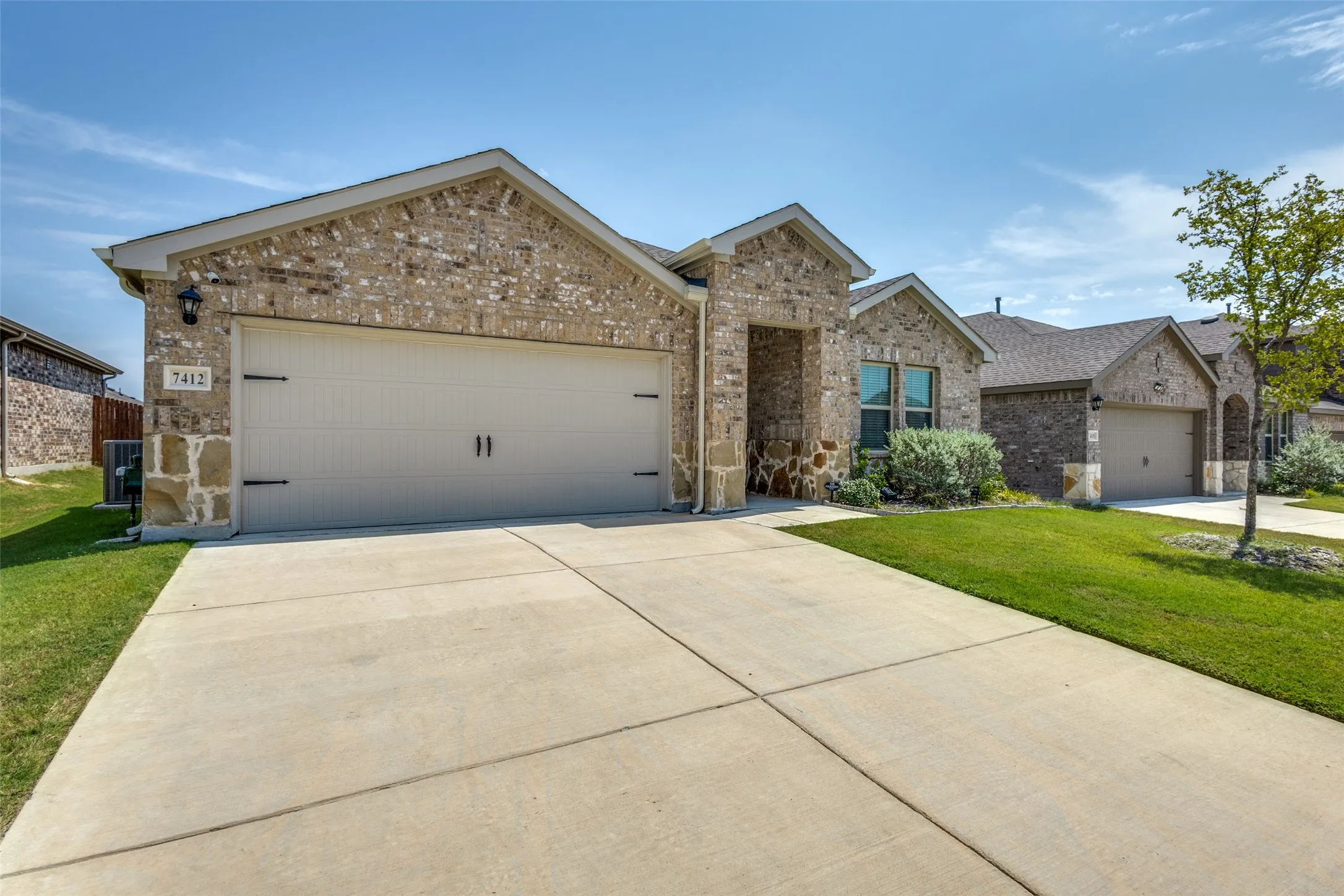 Single Family Residence For Sale in Collin County , 7412 Raynor Place, Mc Kinney, Texas 75071, 4 Bedrooms, 2 Bathrooms, 2 Garage spaces, 1,653 Sqft, built in 2023, Price $315,750, mls#21341671, Real Estate Agent in Mc Kinney, Homes For Sale in Collin county, Homes For Sale in Mc Kinney, Realtor in Mc Kinney Texas, Real Estate Brokerage Independent Realty Texas, Luminita Cordes Realtor