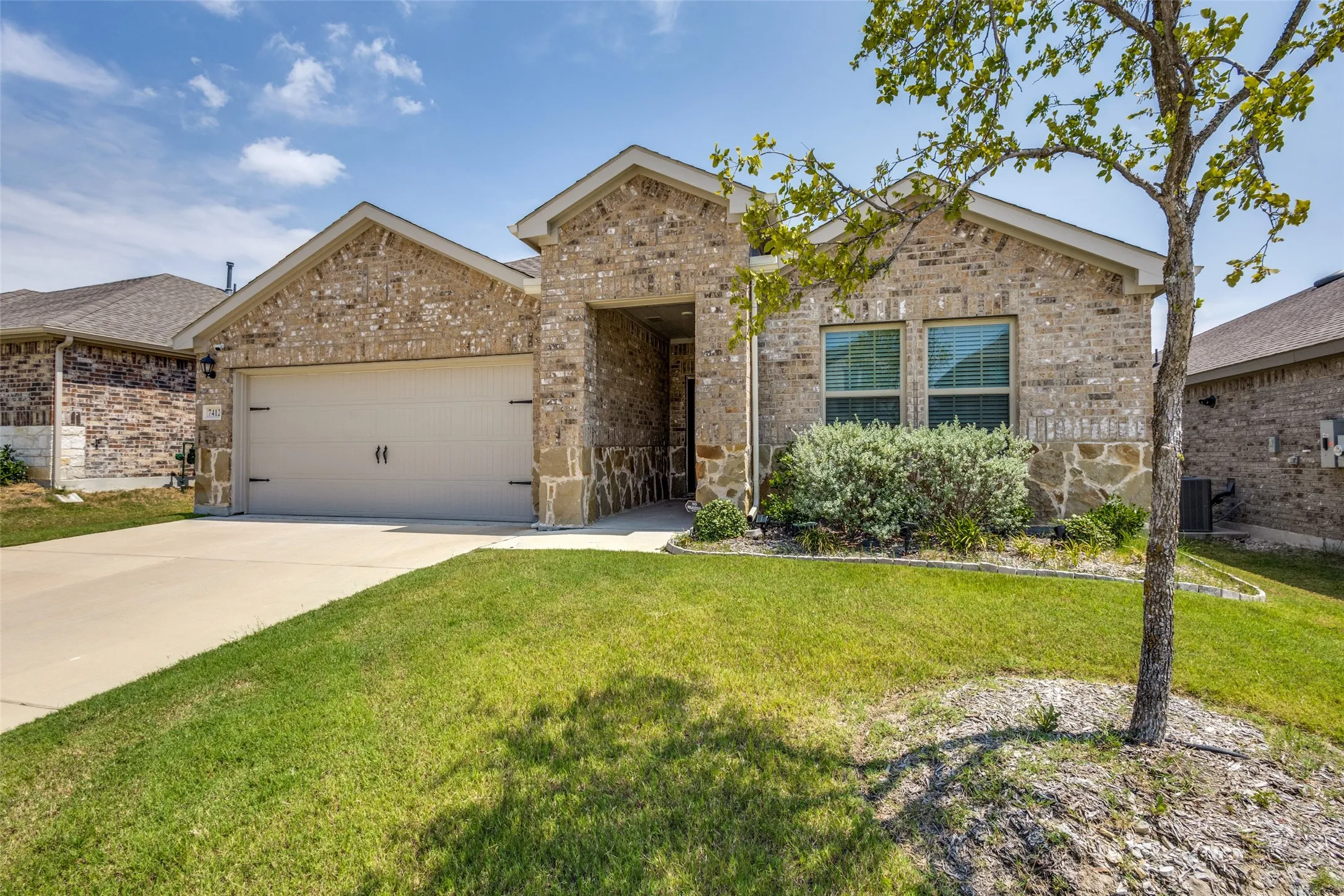Single Family Residence For Sale in Collin County , 7412 Raynor Place, Mc Kinney, Texas 75071, 4 Bedrooms, 2 Bathrooms, 2 Garage spaces, 1,653 Sqft, built in 2023, Price $315,750, mls#21341671, Real Estate Agent in Mc Kinney, Homes For Sale in Collin county, Homes For Sale in Mc Kinney, Realtor in Mc Kinney Texas, Real Estate Brokerage Independent Realty Texas, Luminita Cordes Realtor