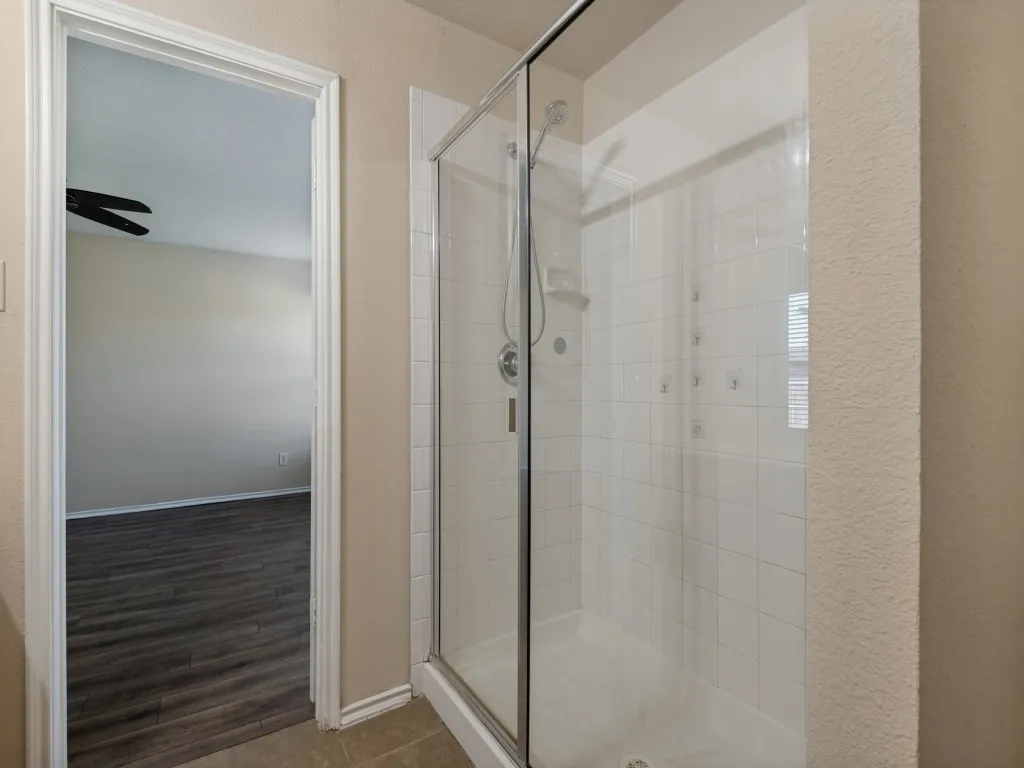 Single Family Residence For Rent in Kaufman County , 2005 Brackettville, Forney, Texas 75126, 4 Bedroom, 3 Bathroom, 2 Garage spaces, 2,520 Sqft, built in 2014, mls#21341682, Real Estate Agent in Forney, Homes For Rent in Kaufman county, Homes For Rent in Forney, Realtor in Forney Texas, Real Estate Brokerage Independent Realty Texas, Luminita Cordes Realtor