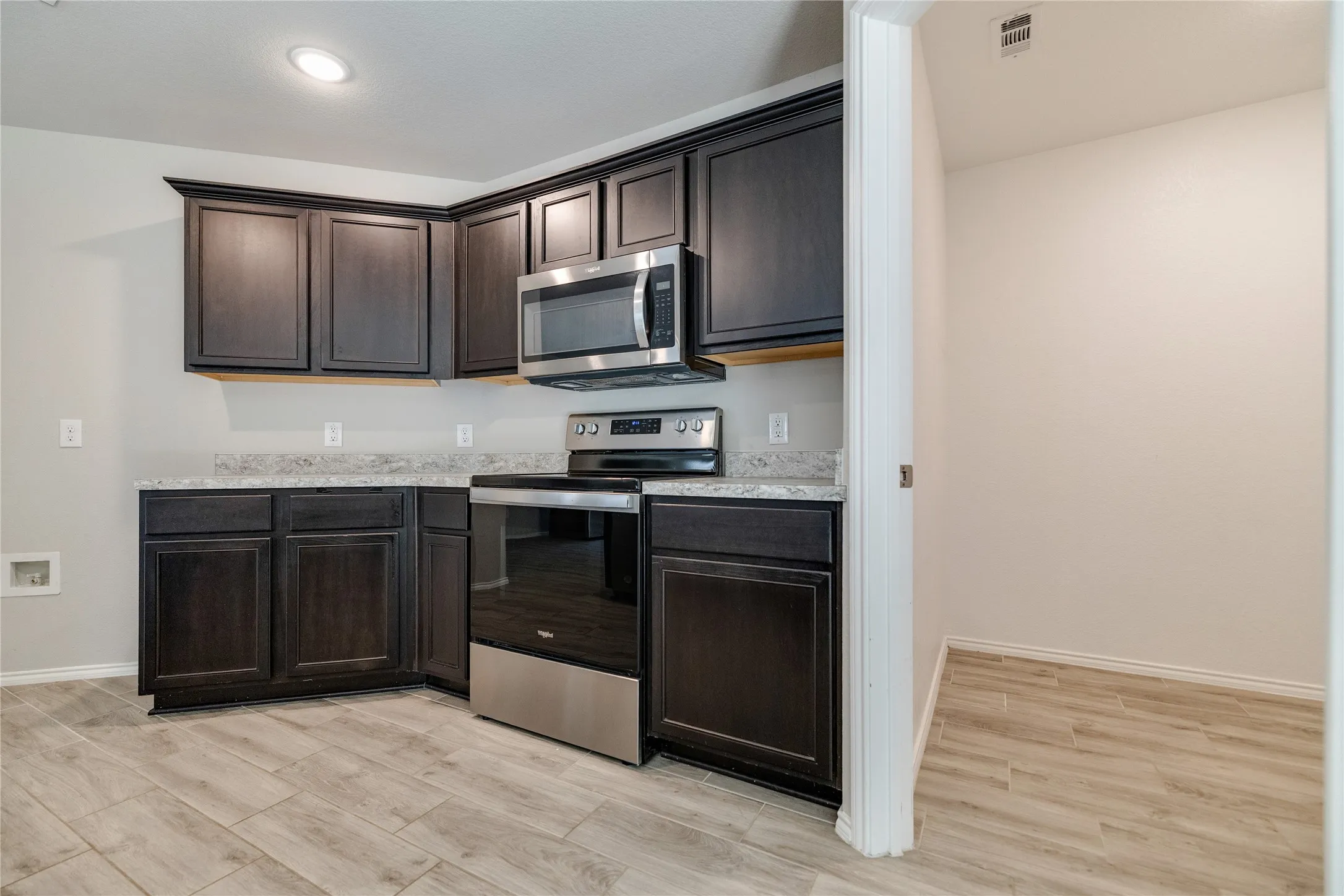Single Family Residence For Sale in Kaufman County , 115 Rock Creek, Terrell, Texas 75160, 3 Bedroom, 2 Bathroom, 2 Garage spaces, 1,305 Sqft, built in 2022, mls#21340072, Real Estate Agent in Terrell, Homes For Sale in Kaufman county, Homes For Sale in Terrell, Realtor in Terrell Texas, Real Estate Brokerage Independent Realty Texas, Luminita Cordes Realtor