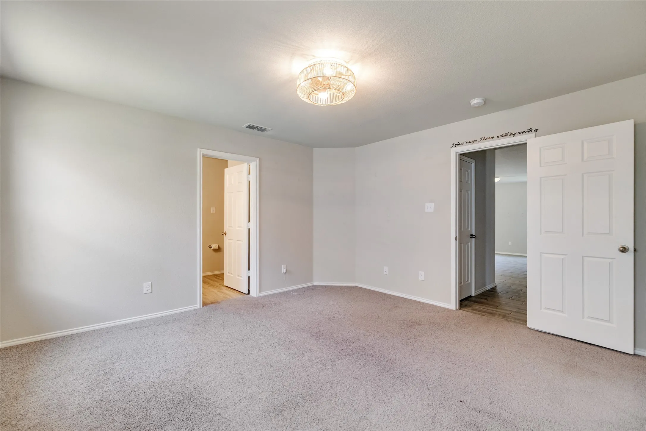 Single Family Residence For Sale in Kaufman County , 115 Rock Creek, Terrell, Texas 75160, 3 Bedroom, 2 Bathroom, 2 Garage spaces, 1,305 Sqft, built in 2022, mls#21340072, Real Estate Agent in Terrell, Homes For Sale in Kaufman county, Homes For Sale in Terrell, Realtor in Terrell Texas, Real Estate Brokerage Independent Realty Texas, Luminita Cordes Realtor