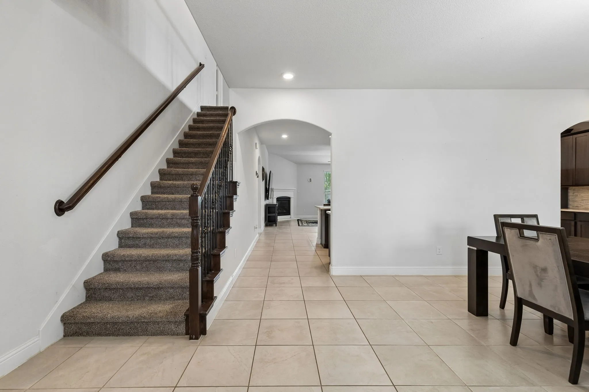 Single Family Residence For Sale in Denton County , 2900 Half Moon Road, Aubrey, Texas 76227, 5 Bedroom, 4 Bathroom, 3 Garage spaces, 3,282 Sqft, built in 2019, Price $460,000, mls#21341516, Real Estate Agent in Aubrey, Homes For Sale in Denton county, Homes For Sale in Aubrey, Realtor in Aubrey Texas, Real Estate Brokerage Independent Realty Texas, Luminita Cordes Realtor