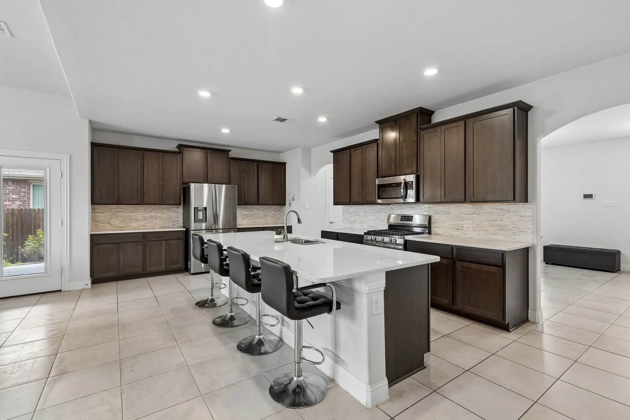 Single Family Residence For Sale in Denton County , 2900 Half Moon Road, Aubrey, Texas 76227, 5 Bedroom, 4 Bathroom, 3 Garage spaces, 3,282 Sqft, built in 2019, Price $460,000, mls#21341516, Real Estate Agent in Aubrey, Homes For Sale in Denton county, Homes For Sale in Aubrey, Realtor in Aubrey Texas, Real Estate Brokerage Independent Realty Texas, Luminita Cordes Realtor