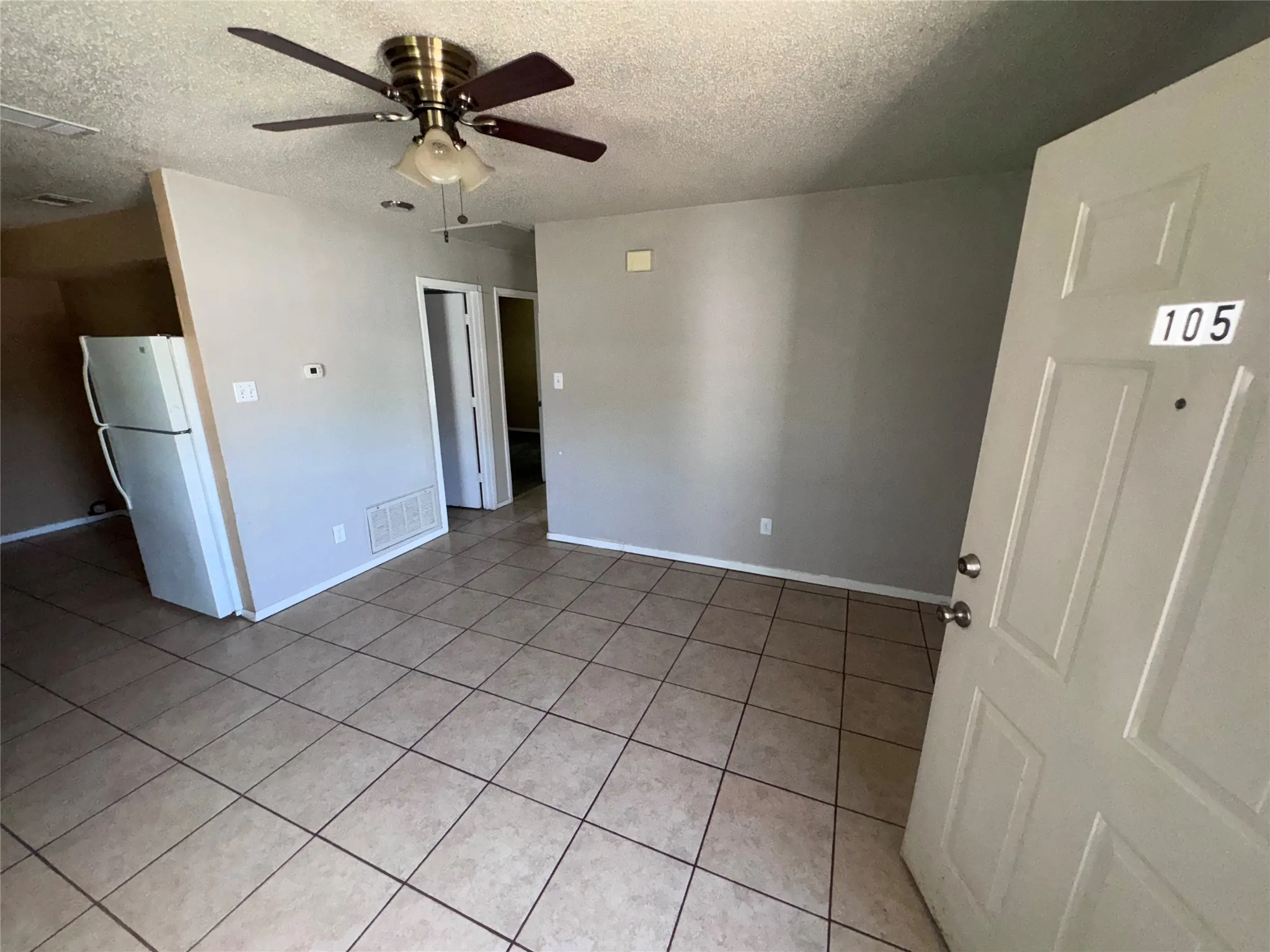 Duplex For Sale in Tarrant County , 1209 Meriweather Avenue, Fort Worth, Texas 76115, 4 Bedrooms, 2 Bathrooms, Garage spaces, 0 Sqft, built in 1990, Price $310,000, mls#21341340, Real Estate Agent in Fort Worth, Homes For Sale in Tarrant county, Homes For Sale in Fort Worth, Realtor in Fort Worth Texas, Real Estate Brokerage Independent Realty Texas, Luminita Cordes Realtor