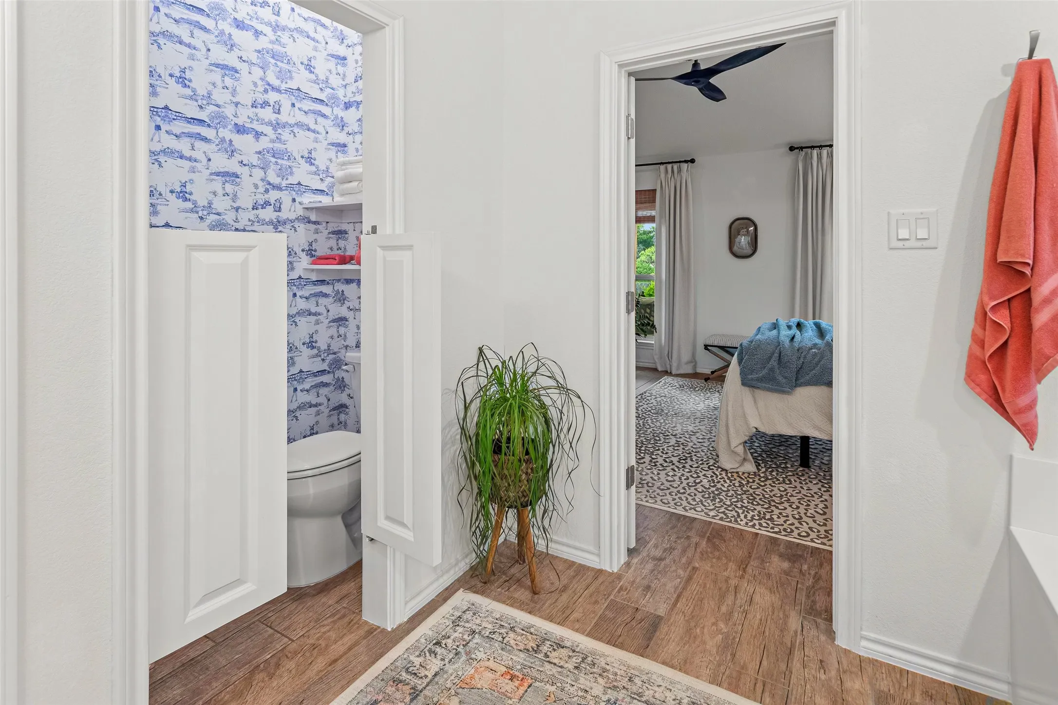 Single Family Residence For Sale in Tarrant County , 6921 Trail Rock Drive, Benbrook, Texas 76126, 3 Bedroom, 2 Bathroom, 2 Garage spaces, 1,786 Sqft, built in 2022, mls#21341358, Real Estate Agent in Benbrook, Homes For Sale in Tarrant county, Homes For Sale in Benbrook, Realtor in Benbrook Texas, Real Estate Brokerage Independent Realty Texas, Luminita Cordes Realtor