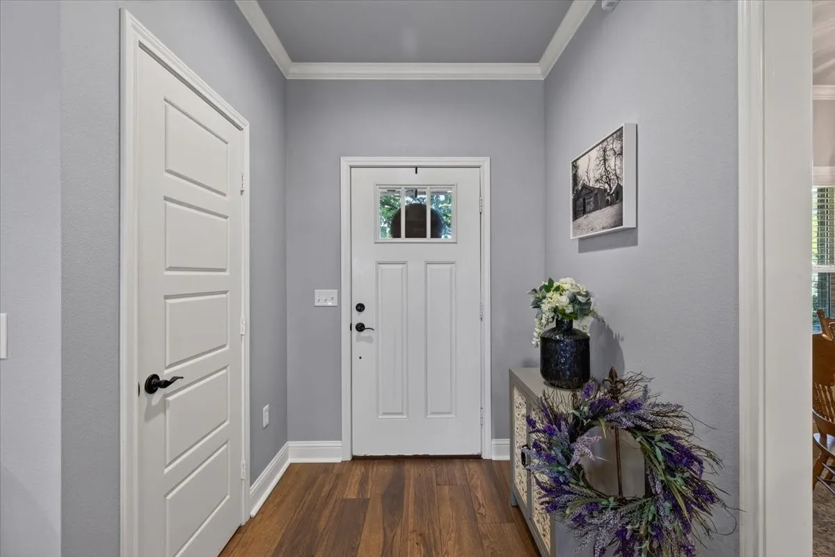 Single Family Residence For Sale in Van Zandt County , 424 E Pennsylvania Avenue, Van, Texas 75790, 3 Bedroom, 2 Bathroom, 2 Garage spaces, 1,726 Sqft, built in 2018, mls#21341688, Real Estate Agent in Van, Homes For Sale in Van Zandt county, Homes For Sale in Van, Realtor in Van Texas, Real Estate Brokerage Independent Realty Texas, Luminita Cordes Realtor