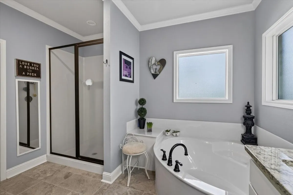 Single Family Residence For Sale in Van Zandt County , 424 E Pennsylvania Avenue, Van, Texas 75790, 3 Bedroom, 2 Bathroom, 2 Garage spaces, 1,726 Sqft, built in 2018, mls#21341688, Real Estate Agent in Van, Homes For Sale in Van Zandt county, Homes For Sale in Van, Realtor in Van Texas, Real Estate Brokerage Independent Realty Texas, Luminita Cordes Realtor