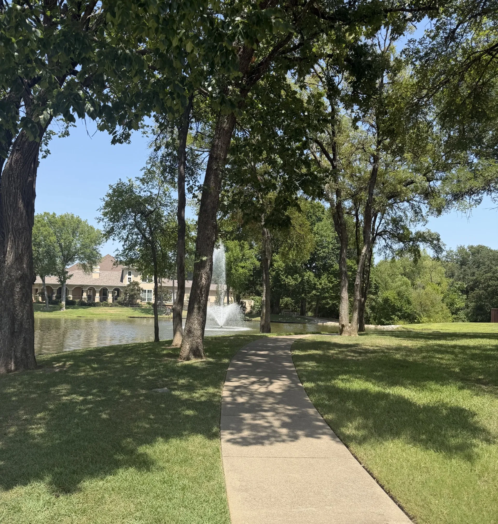 Single Family Residence For Sale in Tarrant County , 2310 Castle Creek Drive, Mansfield, Texas 76063, 4 Bedroom, 4 Bathroom, 3 Garage spaces, 3,738 Sqft, built in 2005, mls#21341057, Real Estate Agent in Mansfield, Homes For Sale in Tarrant county, Homes For Sale in Mansfield, Realtor in Mansfield Texas, Real Estate Brokerage Independent Realty Texas, Luminita Cordes Realtor