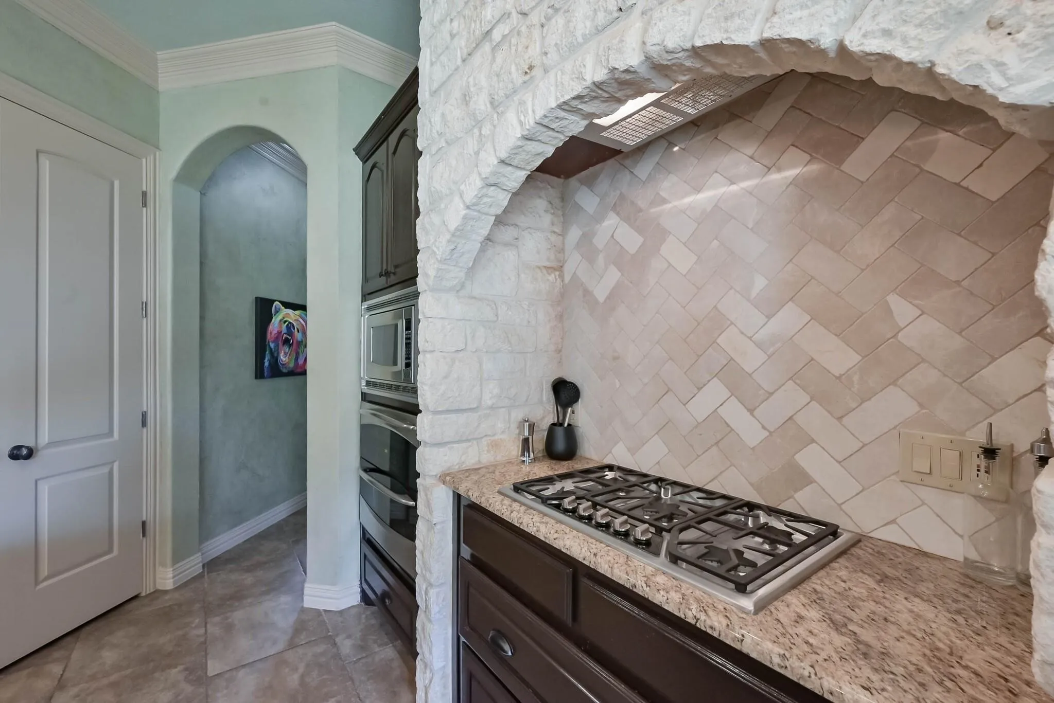 Single Family Residence For Sale in Tarrant County , 2310 Castle Creek Drive, Mansfield, Texas 76063, 4 Bedroom, 4 Bathroom, 3 Garage spaces, 3,738 Sqft, built in 2005, mls#21341057, Real Estate Agent in Mansfield, Homes For Sale in Tarrant county, Homes For Sale in Mansfield, Realtor in Mansfield Texas, Real Estate Brokerage Independent Realty Texas, Luminita Cordes Realtor