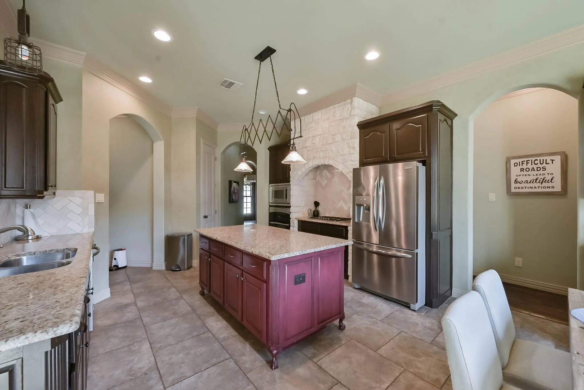 Single Family Residence For Sale in Tarrant County , 2310 Castle Creek Drive, Mansfield, Texas 76063, 4 Bedroom, 4 Bathroom, 3 Garage spaces, 3,738 Sqft, built in 2005, mls#21341057, Real Estate Agent in Mansfield, Homes For Sale in Tarrant county, Homes For Sale in Mansfield, Realtor in Mansfield Texas, Real Estate Brokerage Independent Realty Texas, Luminita Cordes Realtor