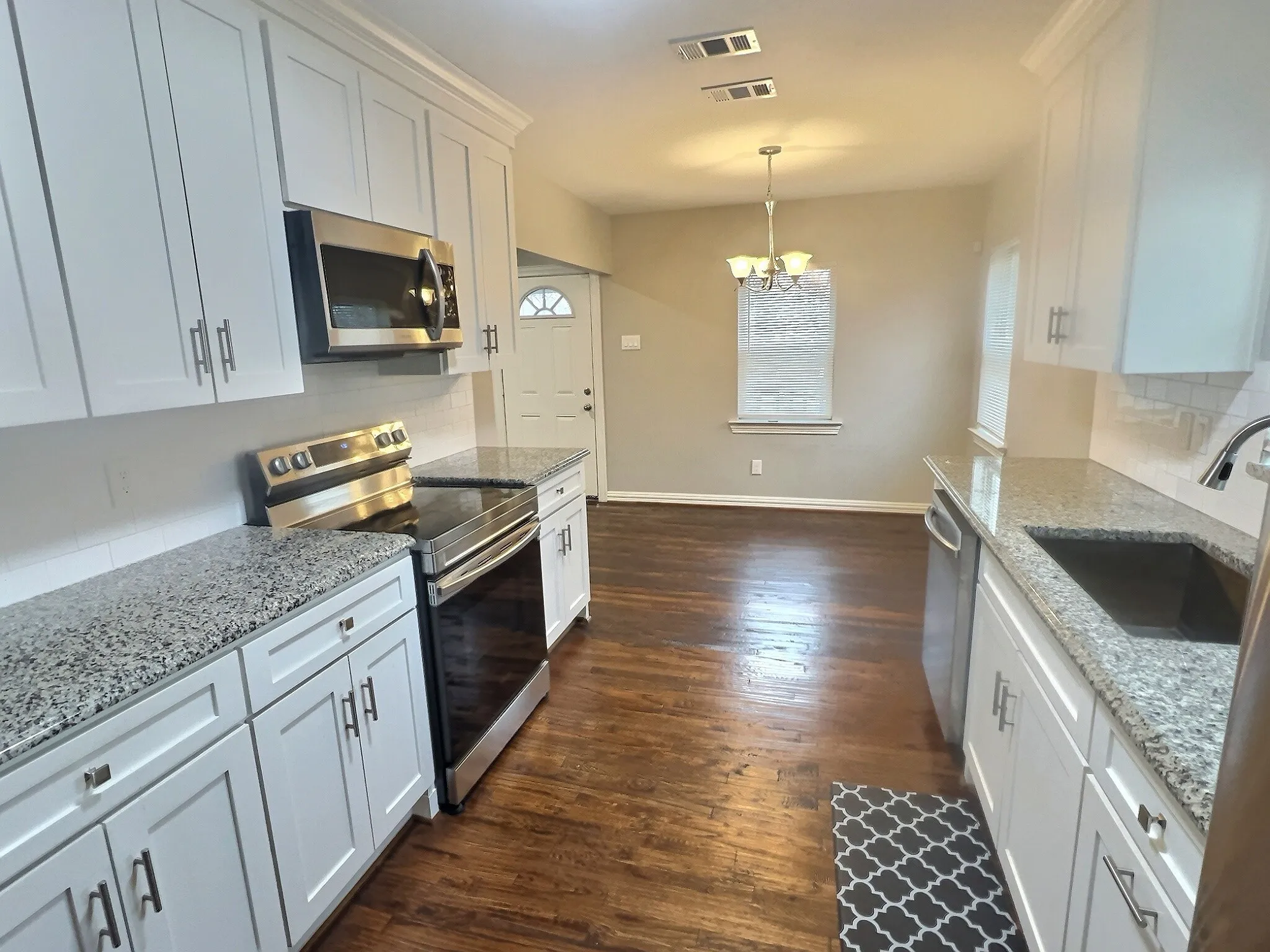 Owners apt kitchen