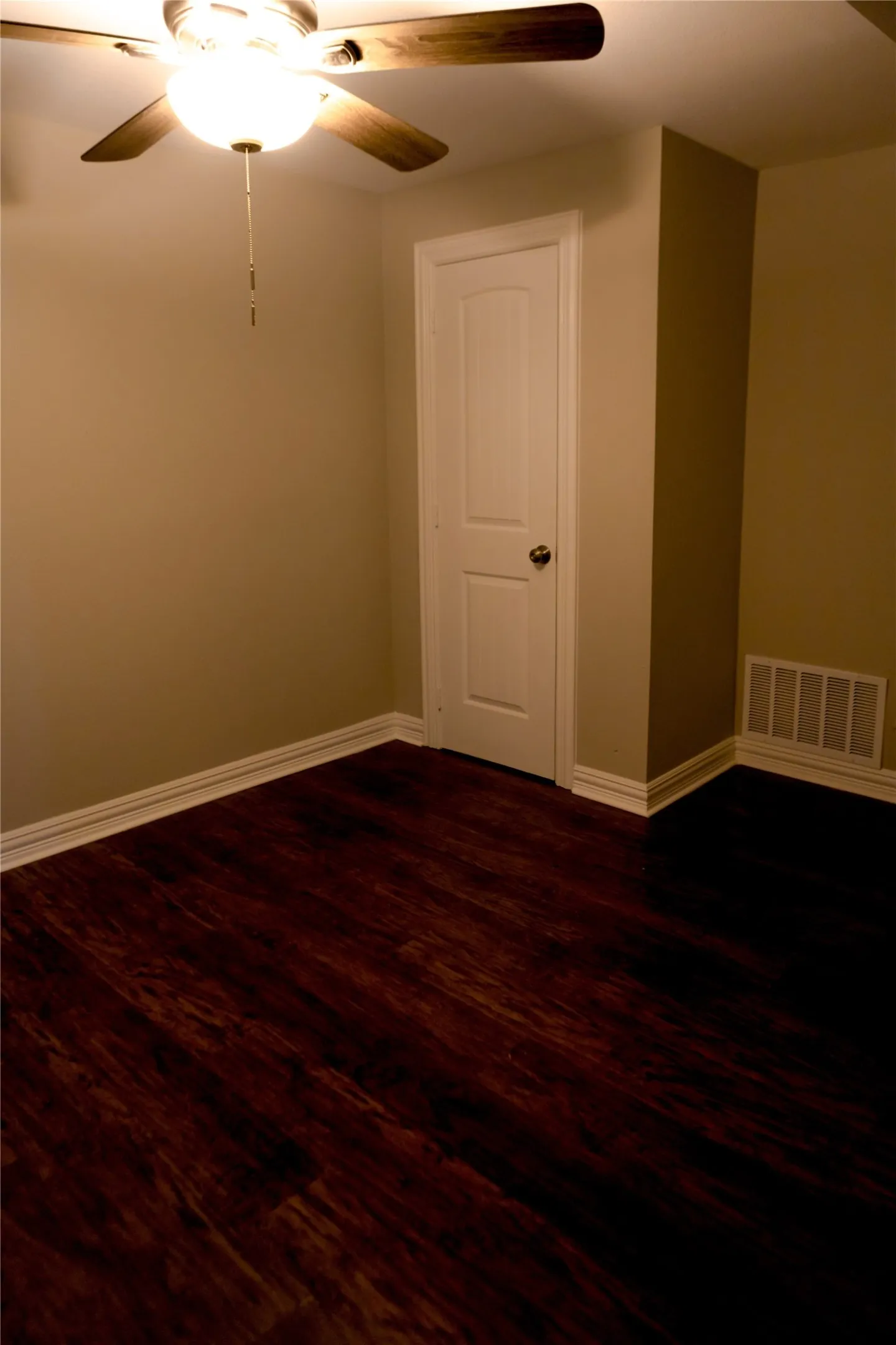 Apt B (downstairs)