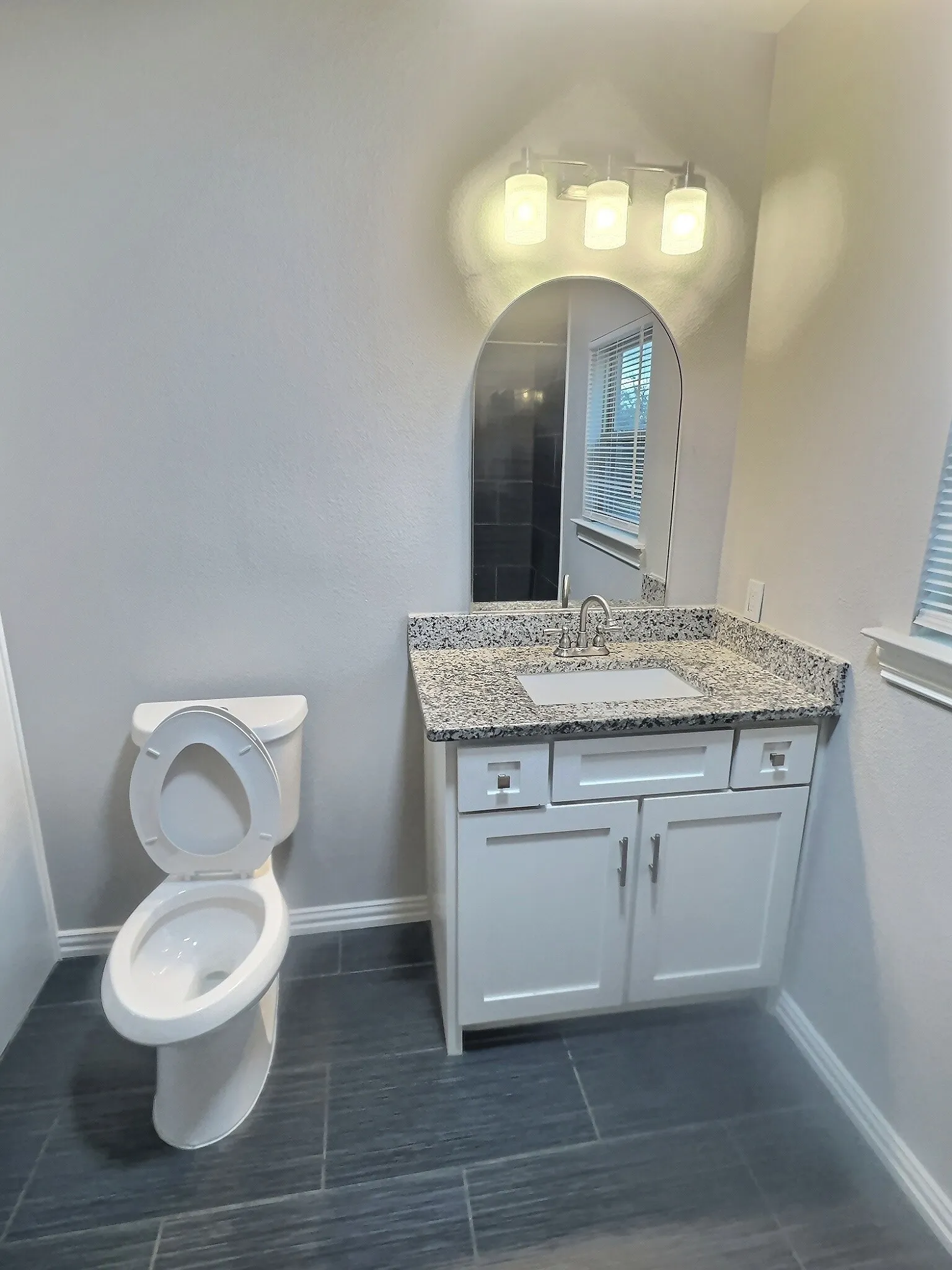 Owners apt bathroom