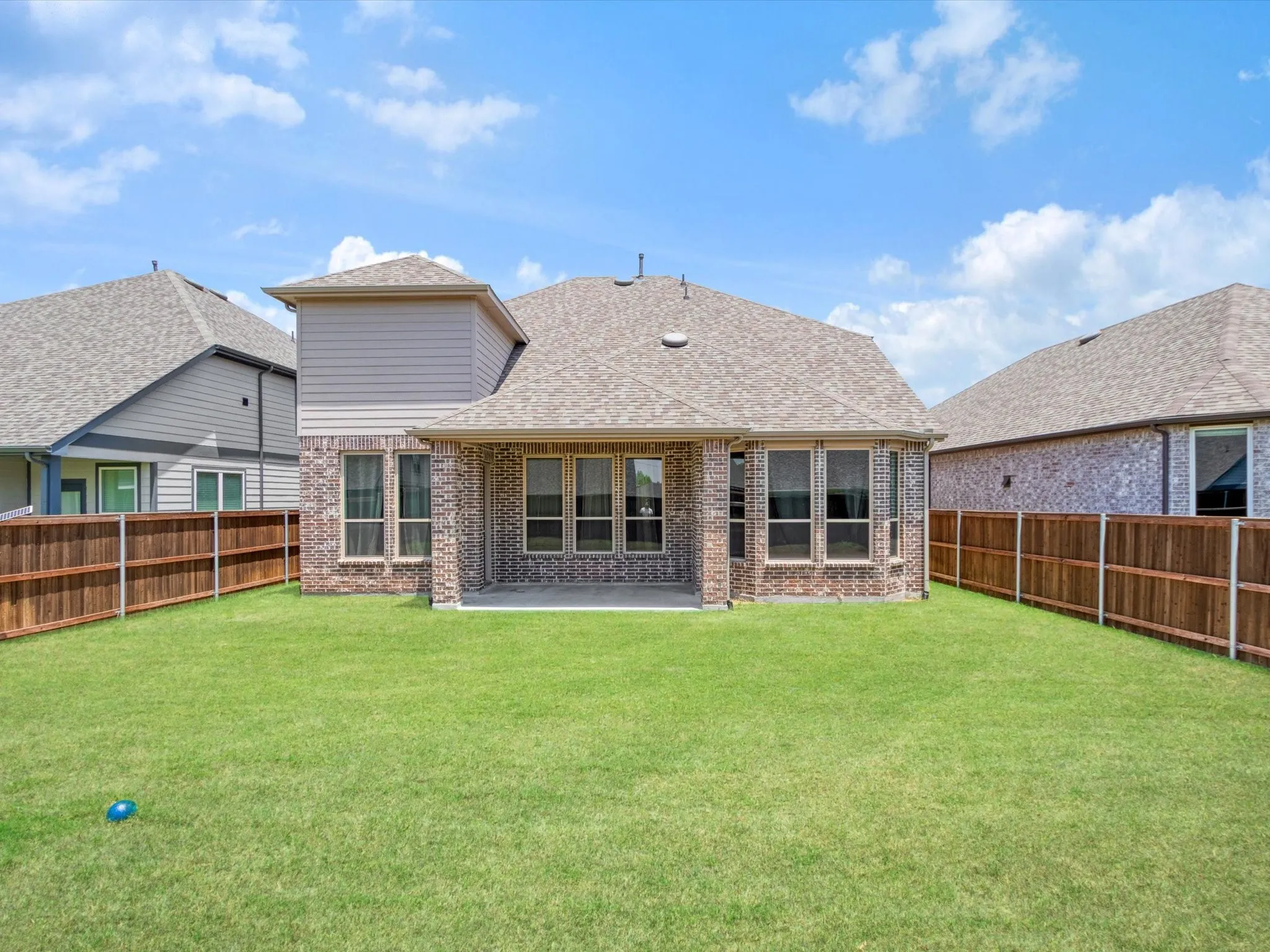 Backyard with a covered​​‌​​​​‌​​‌‌​‌‌​​​‌‌​‌​‌​‌​​​‌​​ patio