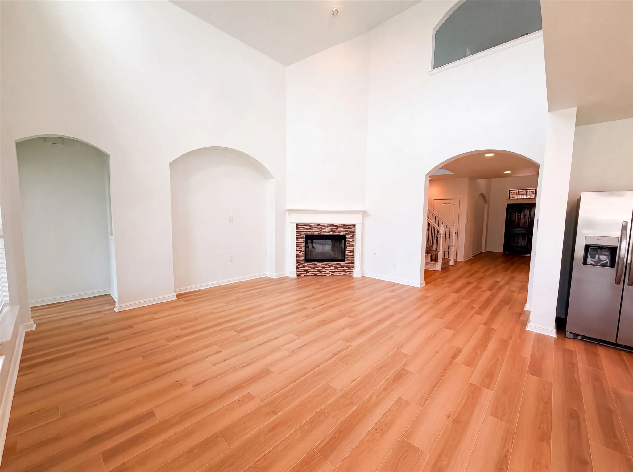 Single Family Residence For Sale in Rockwall County , 174 Hampton Drive, Fate, Texas 75087, 4 Bedroom, 4 Bathroom, 2 Garage spaces, 3,301 Sqft, built in 2013, mls#21341705, Real Estate Agent in Fate, Homes For Sale in Rockwall county, Homes For Sale in Fate, Realtor in Fate Texas, Real Estate Brokerage Independent Realty Texas, Luminita Cordes Realtor