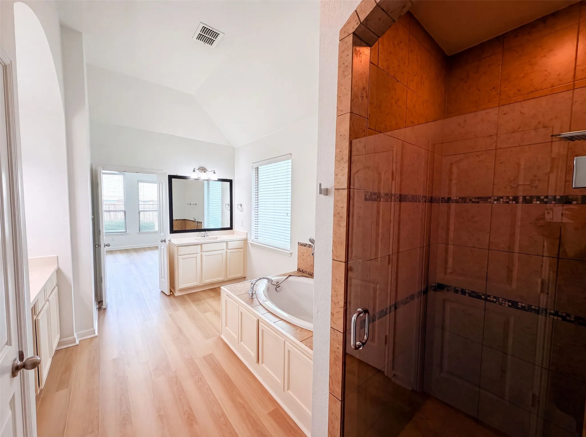 Single Family Residence For Sale in Rockwall County , 174 Hampton Drive, Fate, Texas 75087, 4 Bedroom, 4 Bathroom, 2 Garage spaces, 3,301 Sqft, built in 2013, mls#21341705, Real Estate Agent in Fate, Homes For Sale in Rockwall county, Homes For Sale in Fate, Realtor in Fate Texas, Real Estate Brokerage Independent Realty Texas, Luminita Cordes Realtor