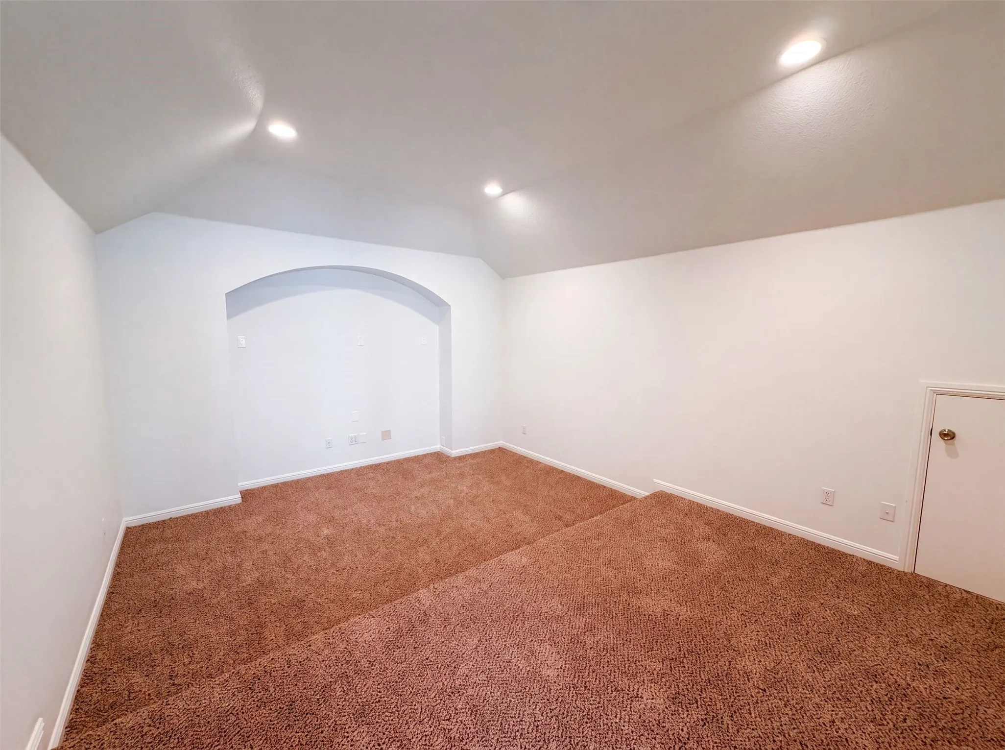 Single Family Residence For Sale in Rockwall County , 174 Hampton Drive, Fate, Texas 75087, 4 Bedroom, 4 Bathroom, 2 Garage spaces, 3,301 Sqft, built in 2013, mls#21341705, Real Estate Agent in Fate, Homes For Sale in Rockwall county, Homes For Sale in Fate, Realtor in Fate Texas, Real Estate Brokerage Independent Realty Texas, Luminita Cordes Realtor