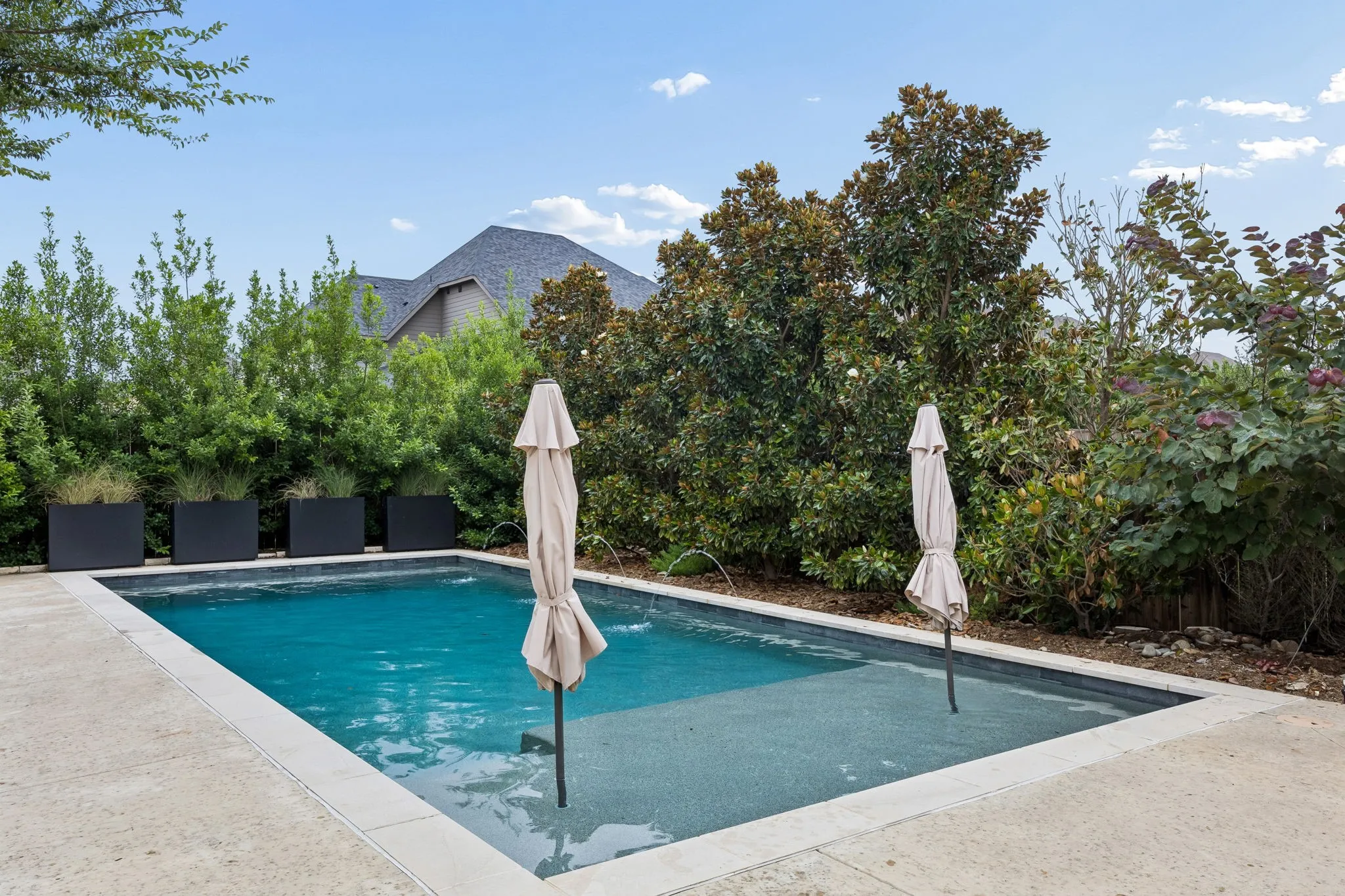 Single Family Residence For Sale in Collin County , 1711 Wichita Drive, Prosper, Texas 75078, 5 Bedroom, 6 Bathroom, 3 Garage spaces, 4,640 Sqft, built in 2019, mls#21340640, Real Estate Agent in Prosper, Homes For Sale in Collin county, Homes For Sale in Prosper, Realtor in Prosper Texas, Real Estate Brokerage Independent Realty Texas, Luminita Cordes Realtor