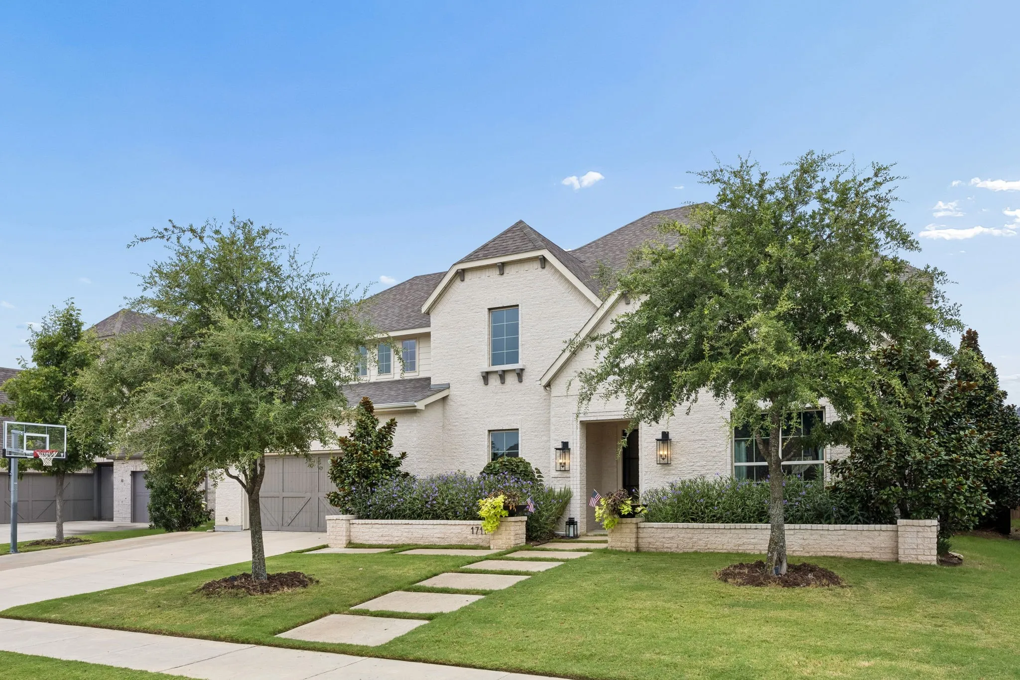 Single Family Residence For Sale in Collin County , 1711 Wichita Drive, Prosper, Texas 75078, 5 Bedroom, 6 Bathroom, 3 Garage spaces, 4,640 Sqft, built in 2019, mls#21340640, Real Estate Agent in Prosper, Homes For Sale in Collin county, Homes For Sale in Prosper, Realtor in Prosper Texas, Real Estate Brokerage Independent Realty Texas, Luminita Cordes Realtor