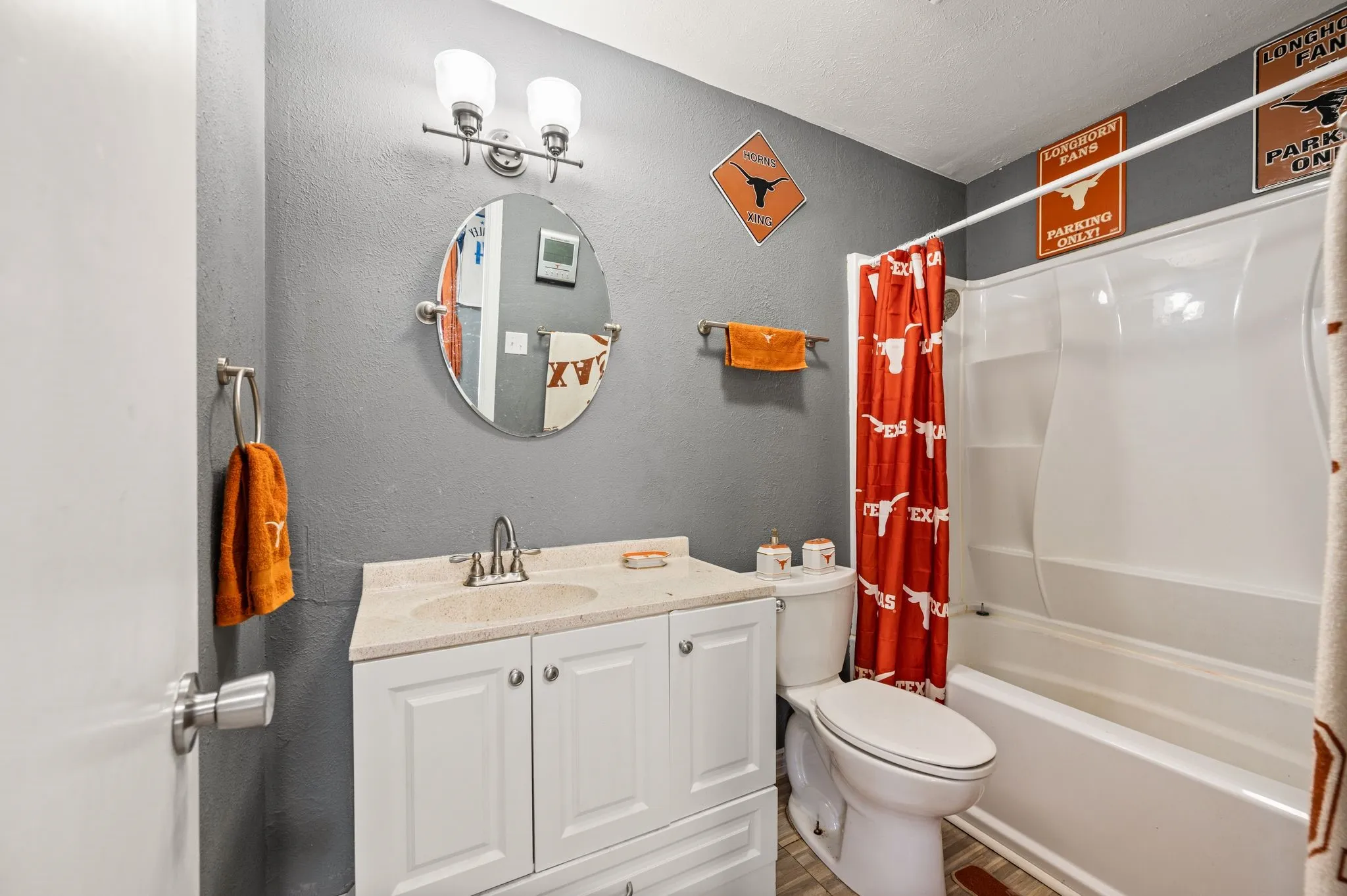 Full bath in guest house