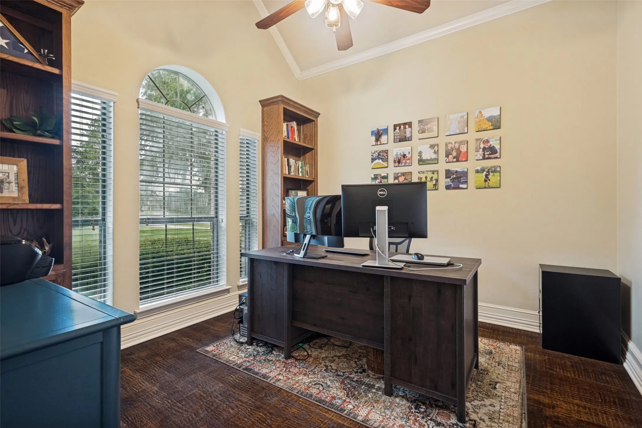 Single Family Residence For Sale in Denton County , 8140 Steeplechase Circle, Argyle, Texas 76226, 4 Bedroom, 5 Bathroom, 3 Garage spaces, 3,247 Sqft, built in 2002, mls#21341626, Real Estate Agent in Argyle, Homes For Sale in Denton county, Homes For Sale in Argyle, Realtor in Argyle Texas, Real Estate Brokerage Independent Realty Texas, Luminita Cordes Realtor