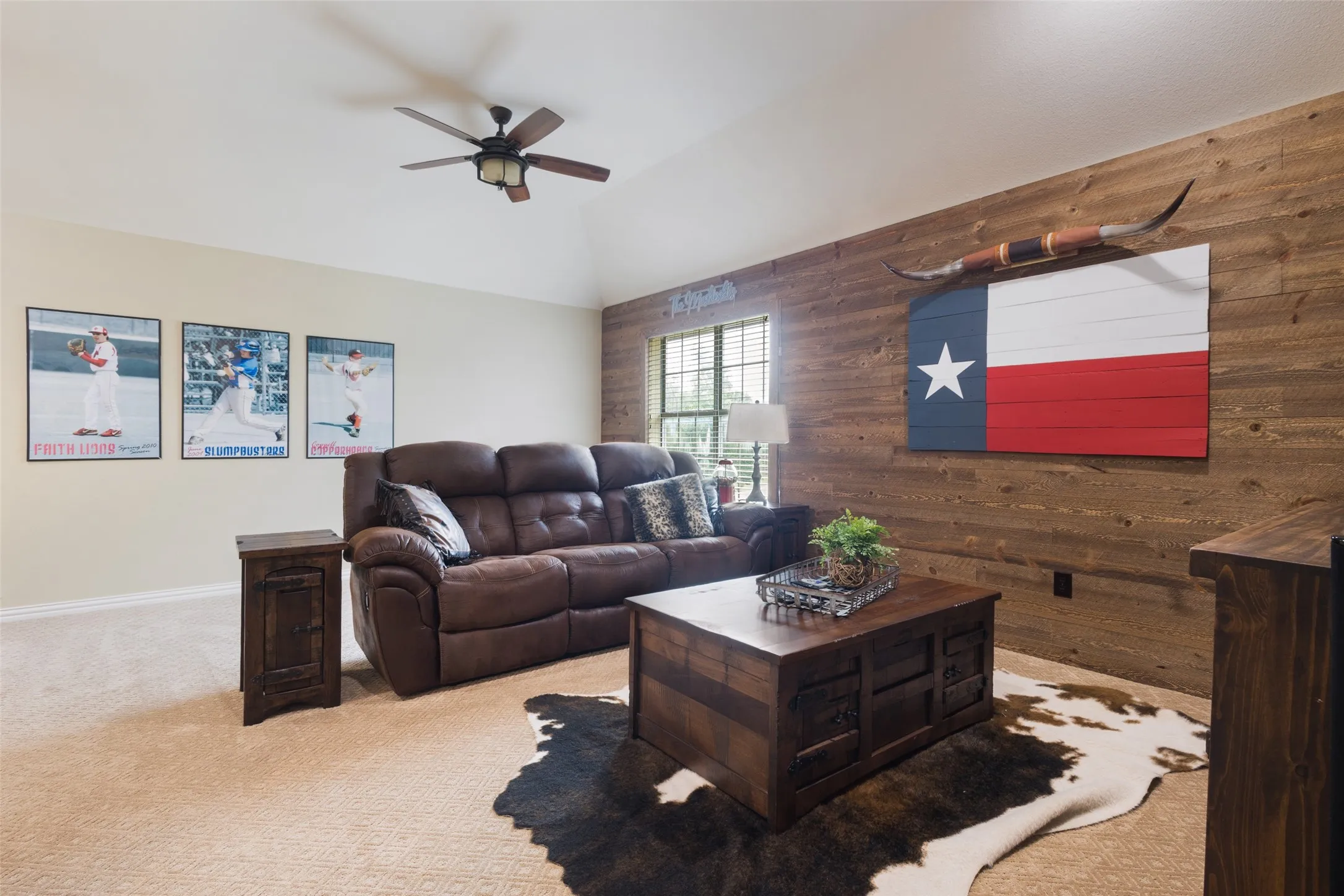Single Family Residence For Sale in Denton County , 8140 Steeplechase Circle, Argyle, Texas 76226, 4 Bedroom, 5 Bathroom, 3 Garage spaces, 3,247 Sqft, built in 2002, mls#21341626, Real Estate Agent in Argyle, Homes For Sale in Denton county, Homes For Sale in Argyle, Realtor in Argyle Texas, Real Estate Brokerage Independent Realty Texas, Luminita Cordes Realtor