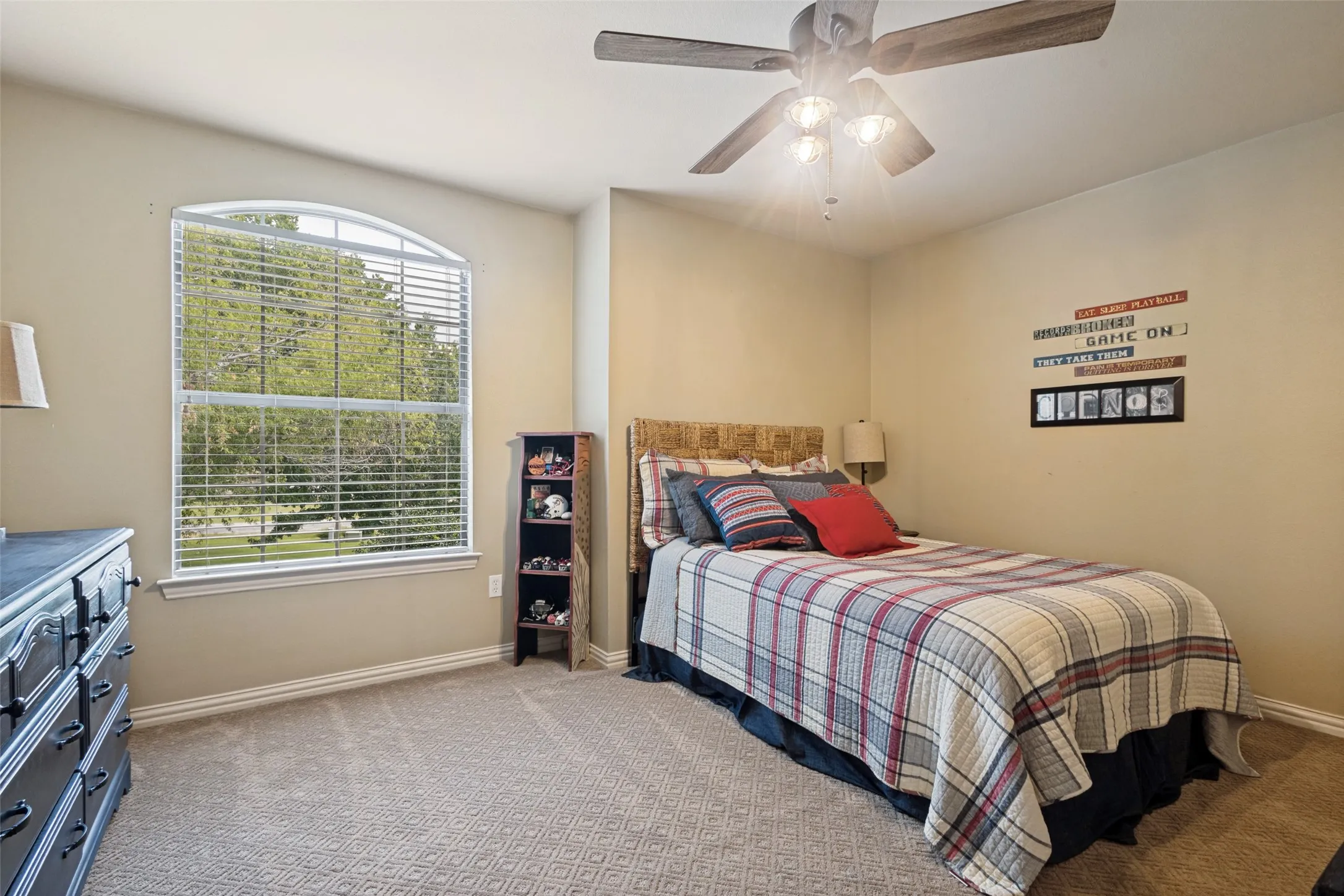 Single Family Residence For Sale in Denton County , 8140 Steeplechase Circle, Argyle, Texas 76226, 4 Bedroom, 5 Bathroom, 3 Garage spaces, 3,247 Sqft, built in 2002, mls#21341626, Real Estate Agent in Argyle, Homes For Sale in Denton county, Homes For Sale in Argyle, Realtor in Argyle Texas, Real Estate Brokerage Independent Realty Texas, Luminita Cordes Realtor