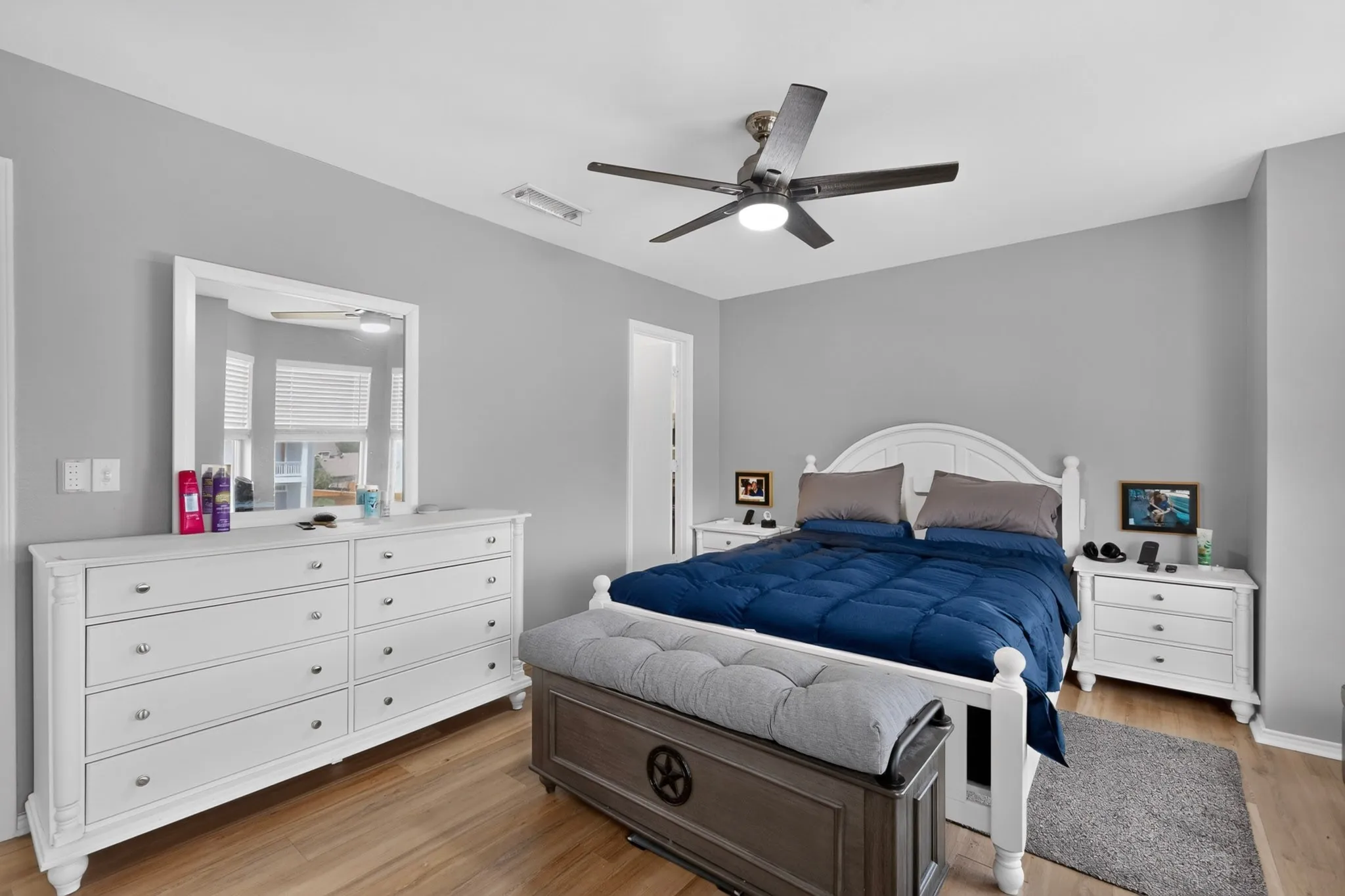 Townhouse For Sale in Collin County , 814 Greene Way, Wylie, Texas 75098, 2 Bedroom, 3 Bathroom, 1 Garage spaces, 1,249 Sqft, built in 2003, mls#21341730, Real Estate Agent in Wylie, Homes For Sale in Collin county, Homes For Sale in Wylie, Realtor in Wylie Texas, Real Estate Brokerage Independent Realty Texas, Luminita Cordes Realtor