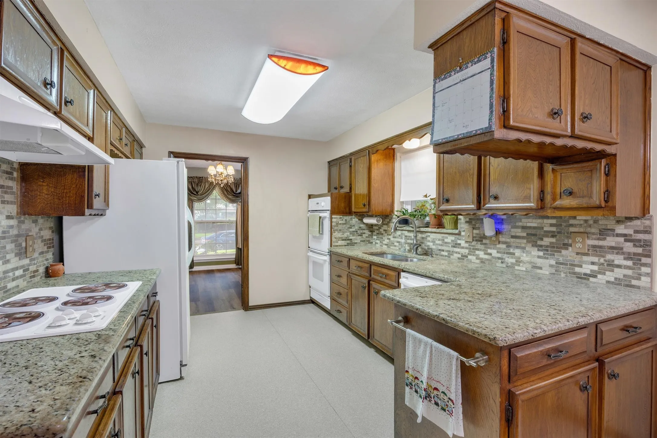 Single Family Residence For Sale in Dallas County , 7959 Greenhollow Lane, Dallas, Texas 75240, 4 Bedroom, 3 Bathroom, 2 Garage spaces, 2,241 Sqft, built in 1969, mls#21341393, Real Estate Agent in Dallas, Homes For Sale in Dallas county, Homes For Sale in Dallas, Realtor in Dallas Texas, Real Estate Brokerage Independent Realty Texas, Luminita Cordes Realtor
