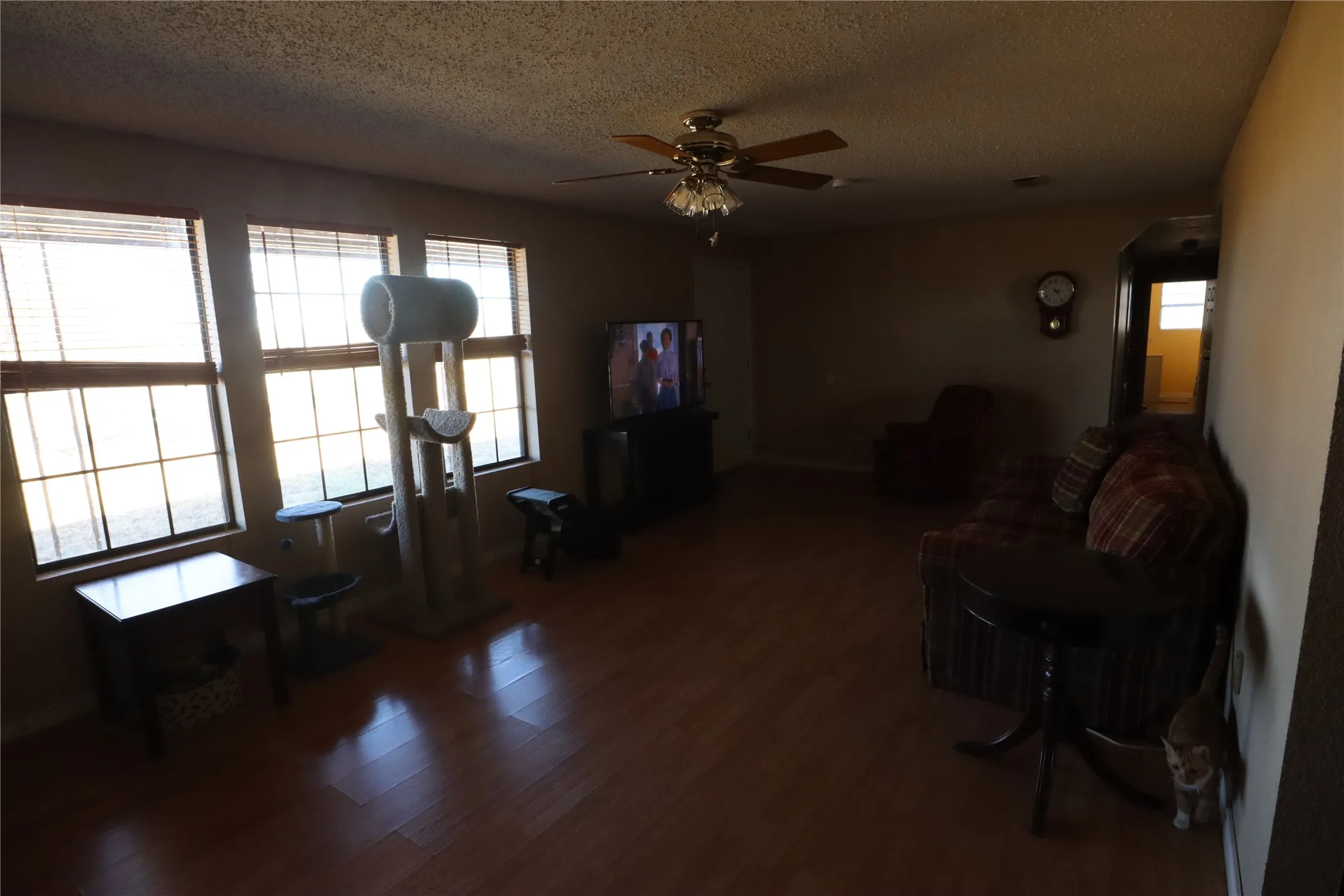 Single Family Residence For Sale in Eastland County , 225 County Road 472, Ranger, Texas 76470, 3 Bedrooms, 2 Bathrooms, 2 Garage spaces, 1,908 Sqft, built in 1960, Price $185,000, mls#21341737, Real Estate Agent in Ranger, Homes For Sale in Eastland county, Homes For Sale in Ranger, Realtor in Ranger Texas, Real Estate Brokerage Independent Realty Texas, Luminita Cordes Realtor